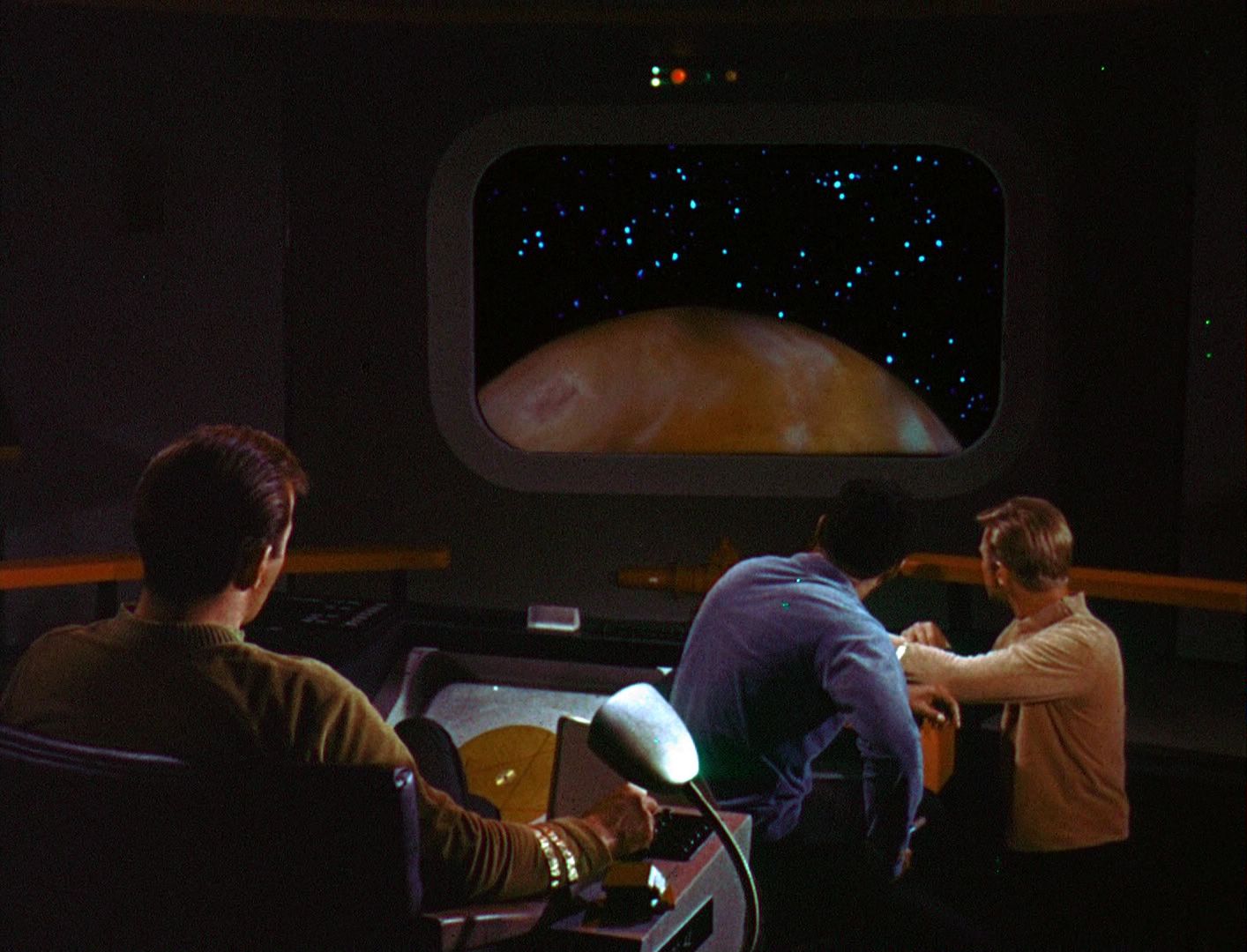 ariane179254_StarTrek_1x03_WhereNoManHasGoneBefore_TheOriginalUncutUnairedVersion_2078.jpg
