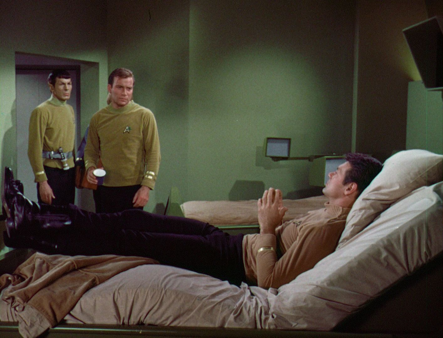 ariane179254_StarTrek_1x03_WhereNoManHasGoneBefore_TheOriginalUncutUnairedVersion_2193.jpg
