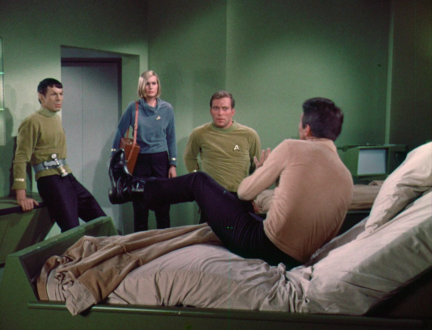 ariane179254_StarTrek_1x03_WhereNoManHasGoneBefore_TheOriginalUncutUnairedVersion_2233.jpg