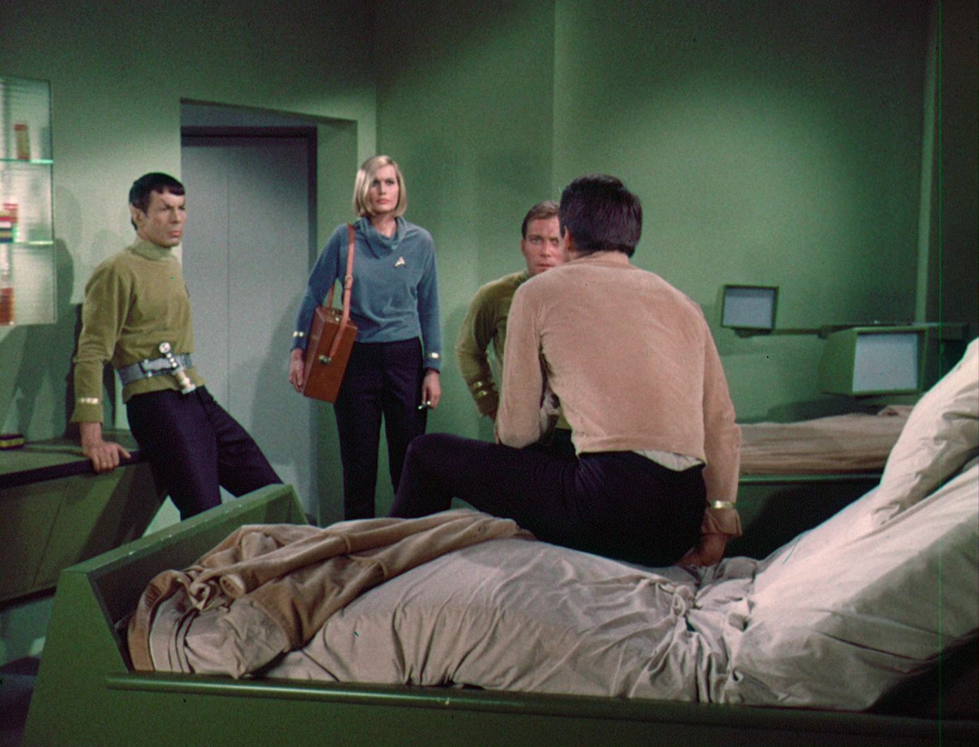 ariane179254_StarTrek_1x03_WhereNoManHasGoneBefore_TheOriginalUncutUnairedVersion_2235.jpg