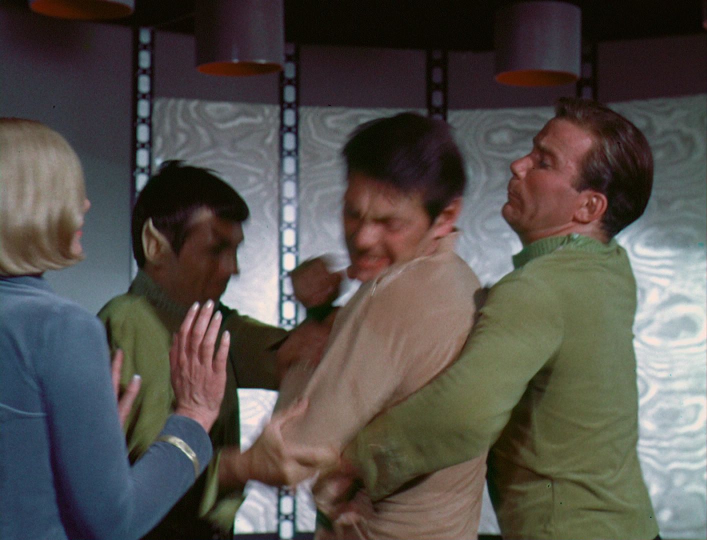 ariane179254_StarTrek_1x03_WhereNoManHasGoneBefore_TheOriginalUncutUnairedVersion_2263.jpg