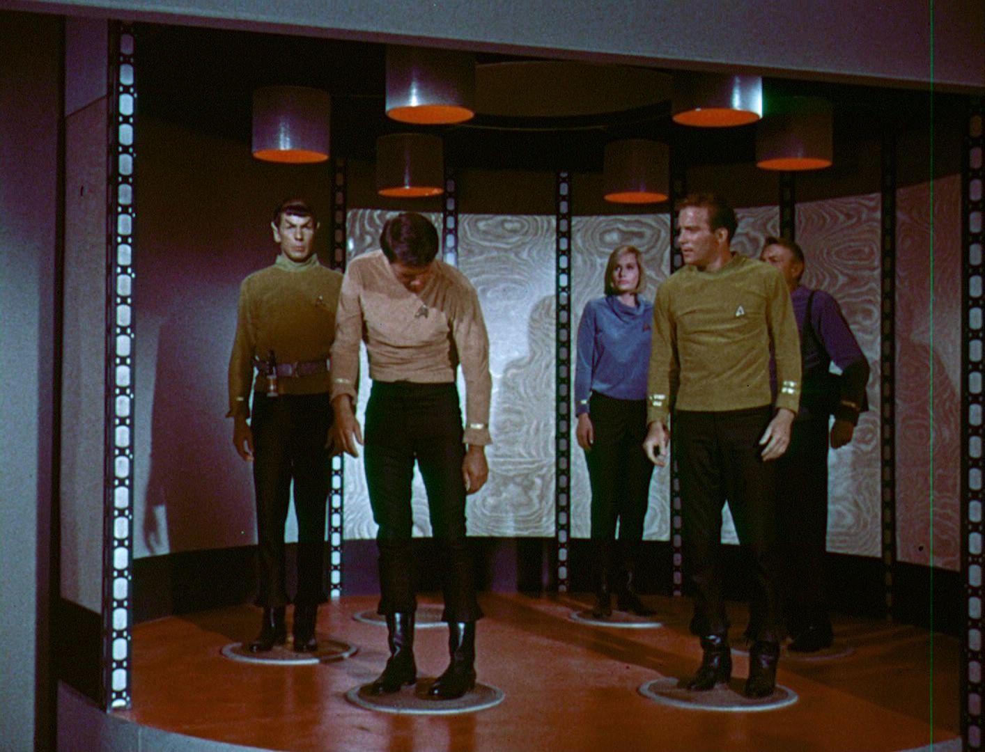 ariane179254_StarTrek_1x03_WhereNoManHasGoneBefore_TheOriginalUncutUnairedVersion_2283.jpg
