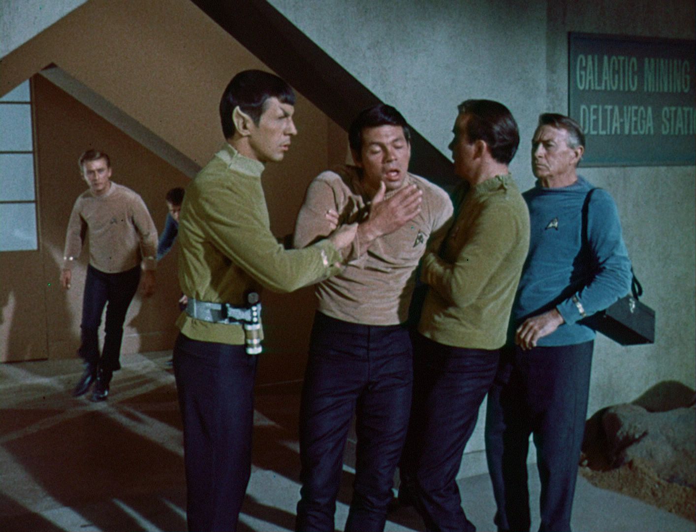 ariane179254_StarTrek_1x03_WhereNoManHasGoneBefore_TheOriginalUncutUnairedVersion_2303.jpg