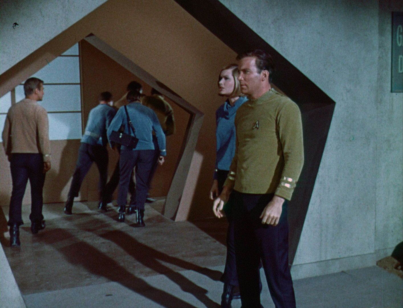 ariane179254_StarTrek_1x03_WhereNoManHasGoneBefore_TheOriginalUncutUnairedVersion_2316.jpg