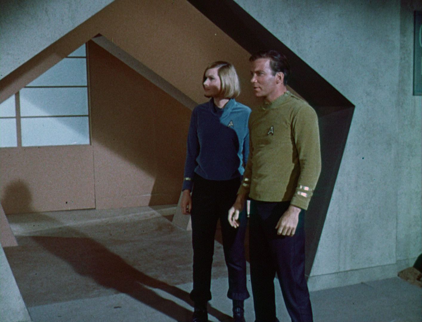 ariane179254_StarTrek_1x03_WhereNoManHasGoneBefore_TheOriginalUncutUnairedVersion_2320.jpg