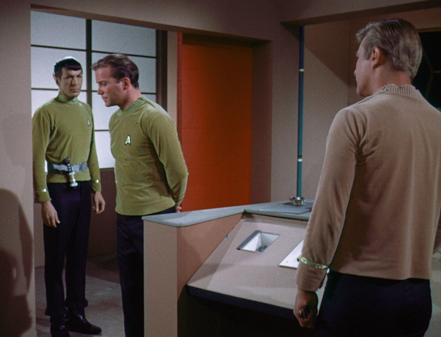 ariane179254_StarTrek_1x03_WhereNoManHasGoneBefore_TheOriginalUncutUnairedVersion_2358.jpg