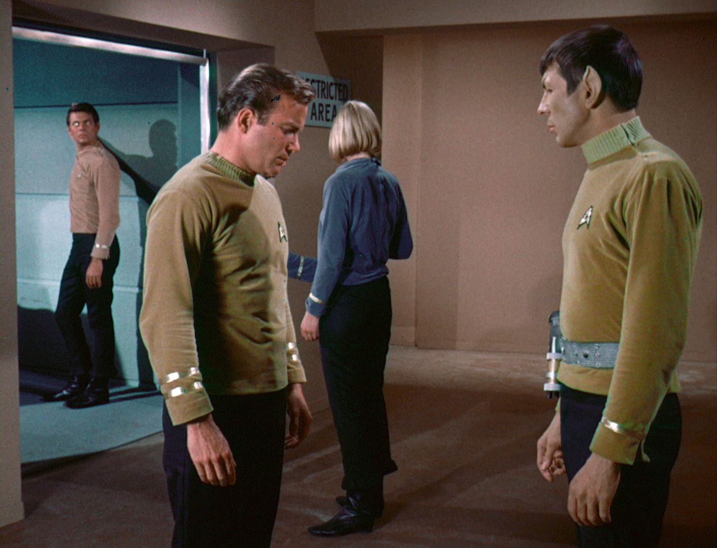 ariane179254_StarTrek_1x03_WhereNoManHasGoneBefore_TheOriginalUncutUnairedVersion_2400.jpg