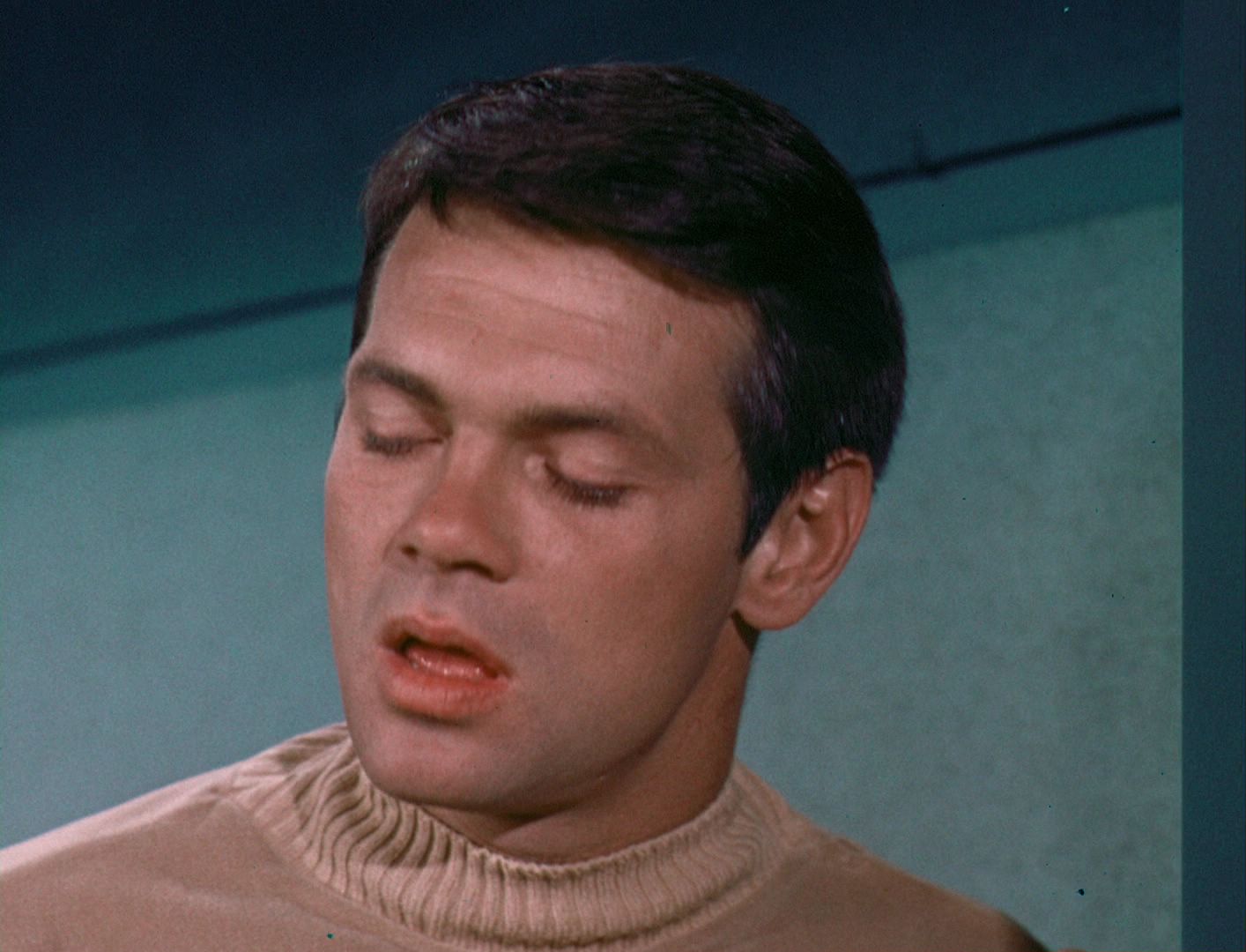 ariane179254_StarTrek_1x03_WhereNoManHasGoneBefore_TheOriginalUncutUnairedVersion_2414.jpg