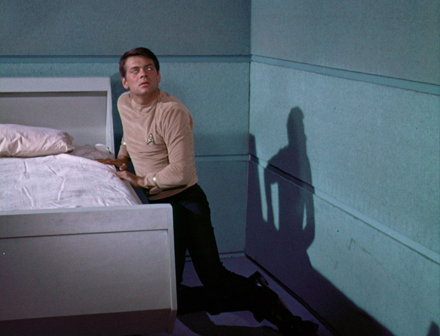 ariane179254_StarTrek_1x03_WhereNoManHasGoneBefore_TheOriginalUncutUnairedVersion_2504.jpg