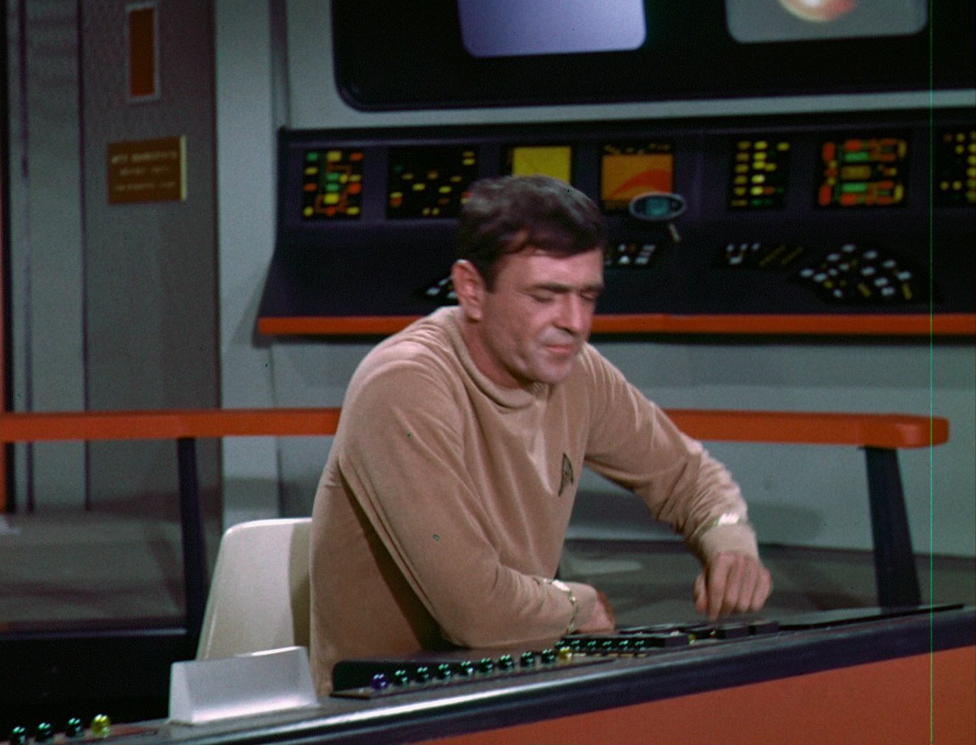 ariane179254_StarTrek_1x03_WhereNoManHasGoneBefore_TheOriginalUncutUnairedVersion_2557.jpg