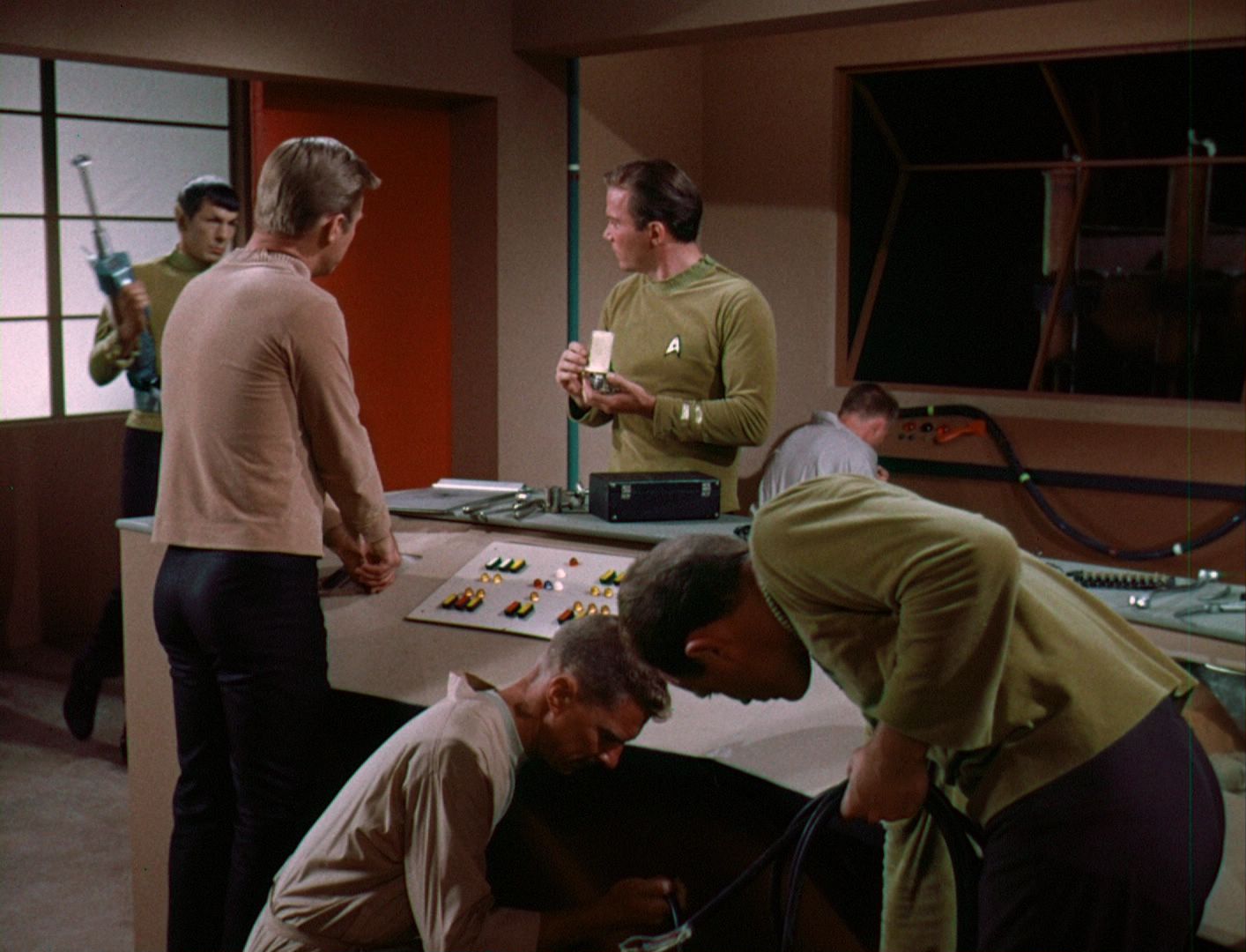 ariane179254_StarTrek_1x03_WhereNoManHasGoneBefore_TheOriginalUncutUnairedVersion_2569.jpg