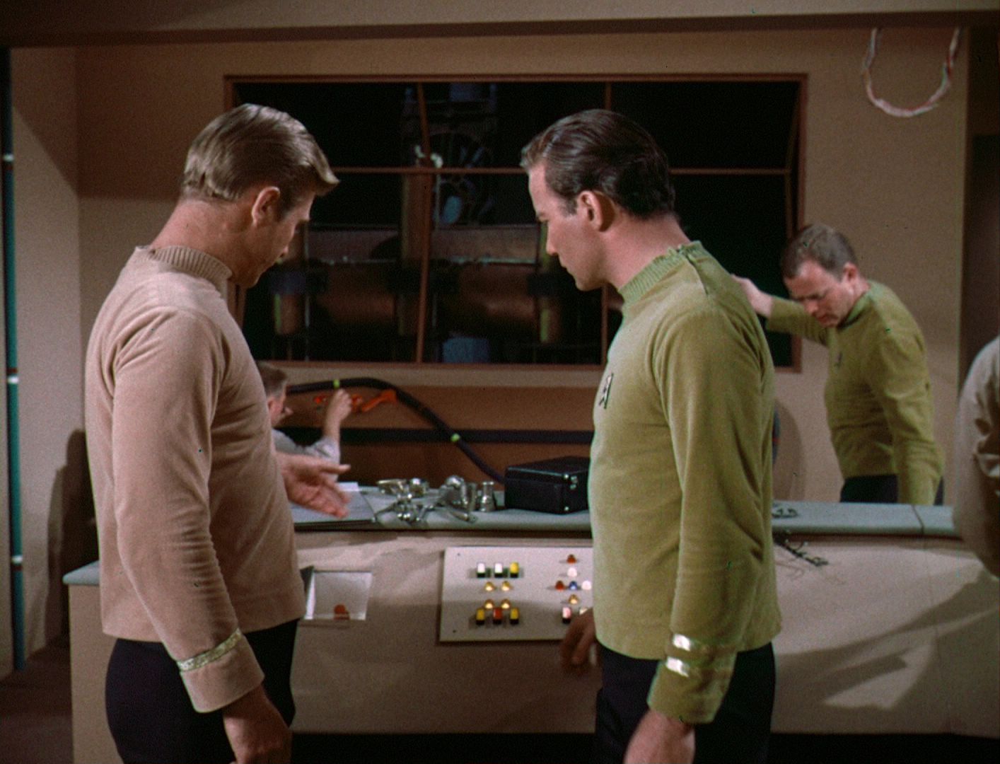 ariane179254_StarTrek_1x03_WhereNoManHasGoneBefore_TheOriginalUncutUnairedVersion_2609.jpg