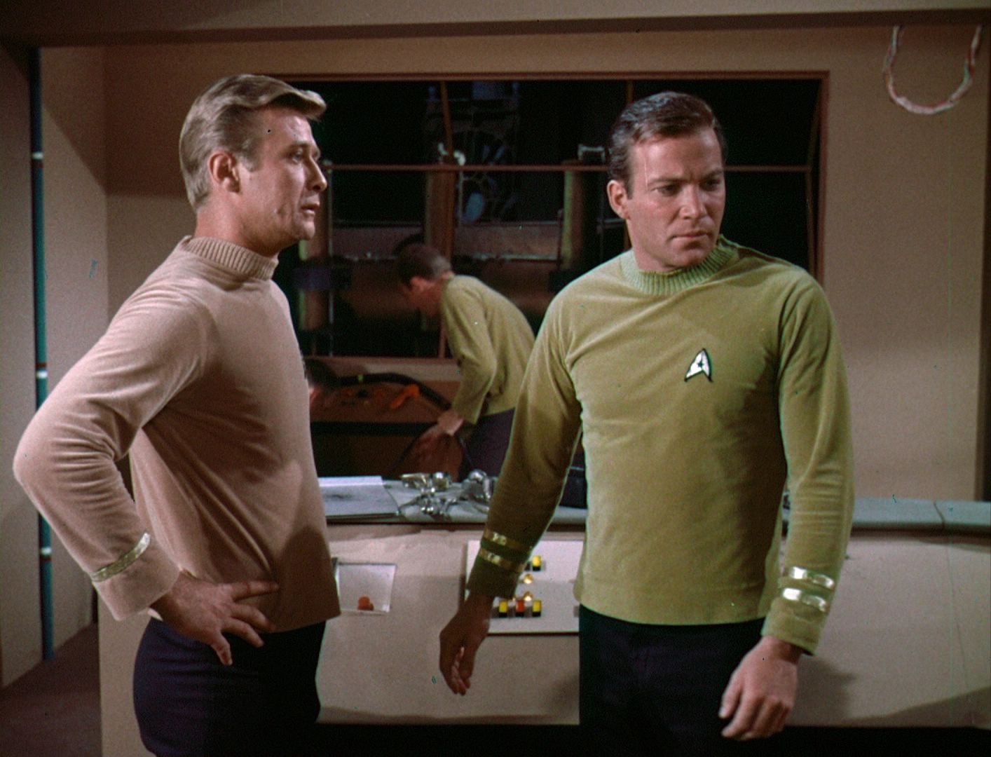 ariane179254_StarTrek_1x03_WhereNoManHasGoneBefore_TheOriginalUncutUnairedVersion_2616.jpg