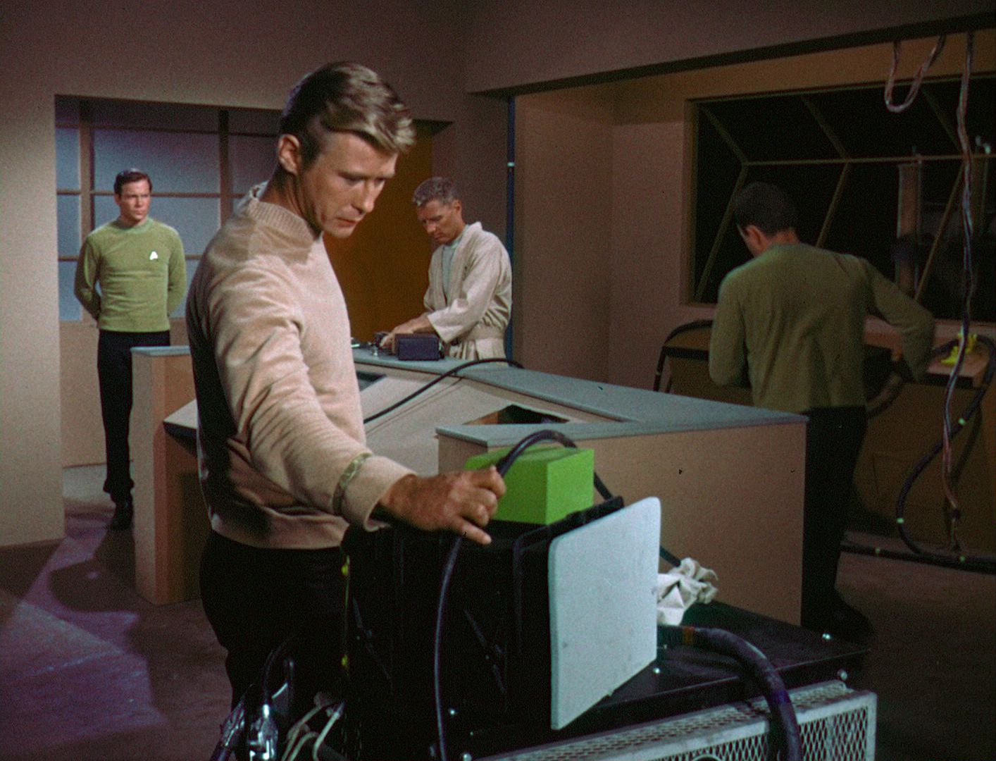 ariane179254_StarTrek_1x03_WhereNoManHasGoneBefore_TheOriginalUncutUnairedVersion_2653.jpg
