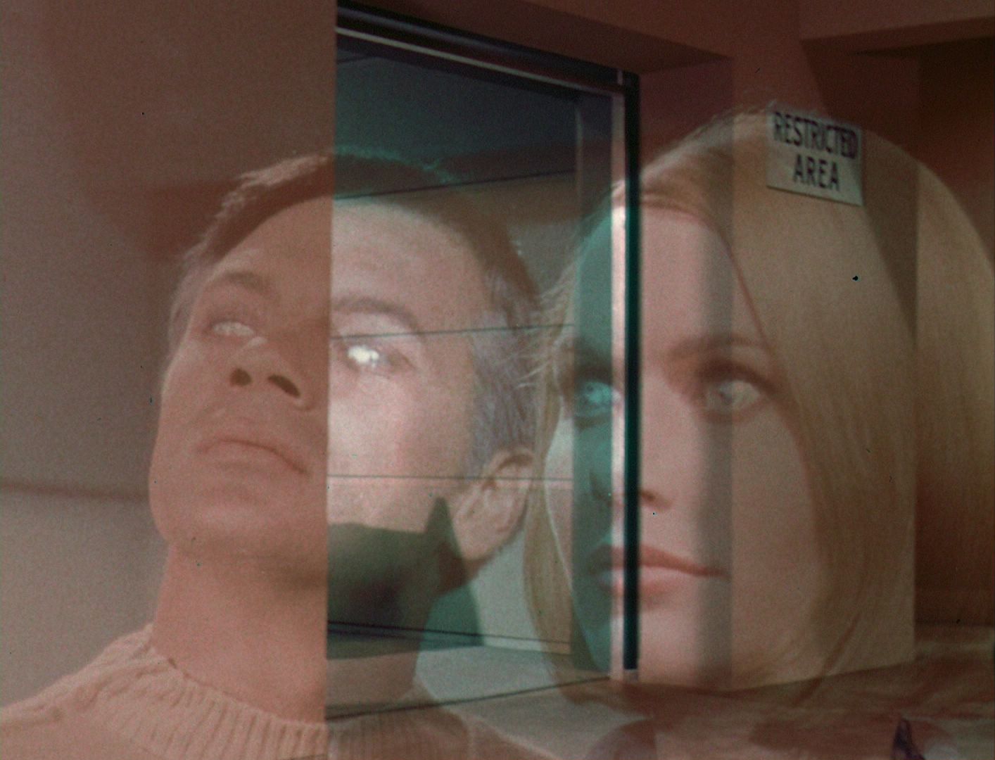 ariane179254_StarTrek_1x03_WhereNoManHasGoneBefore_TheOriginalUncutUnairedVersion_2795.jpg