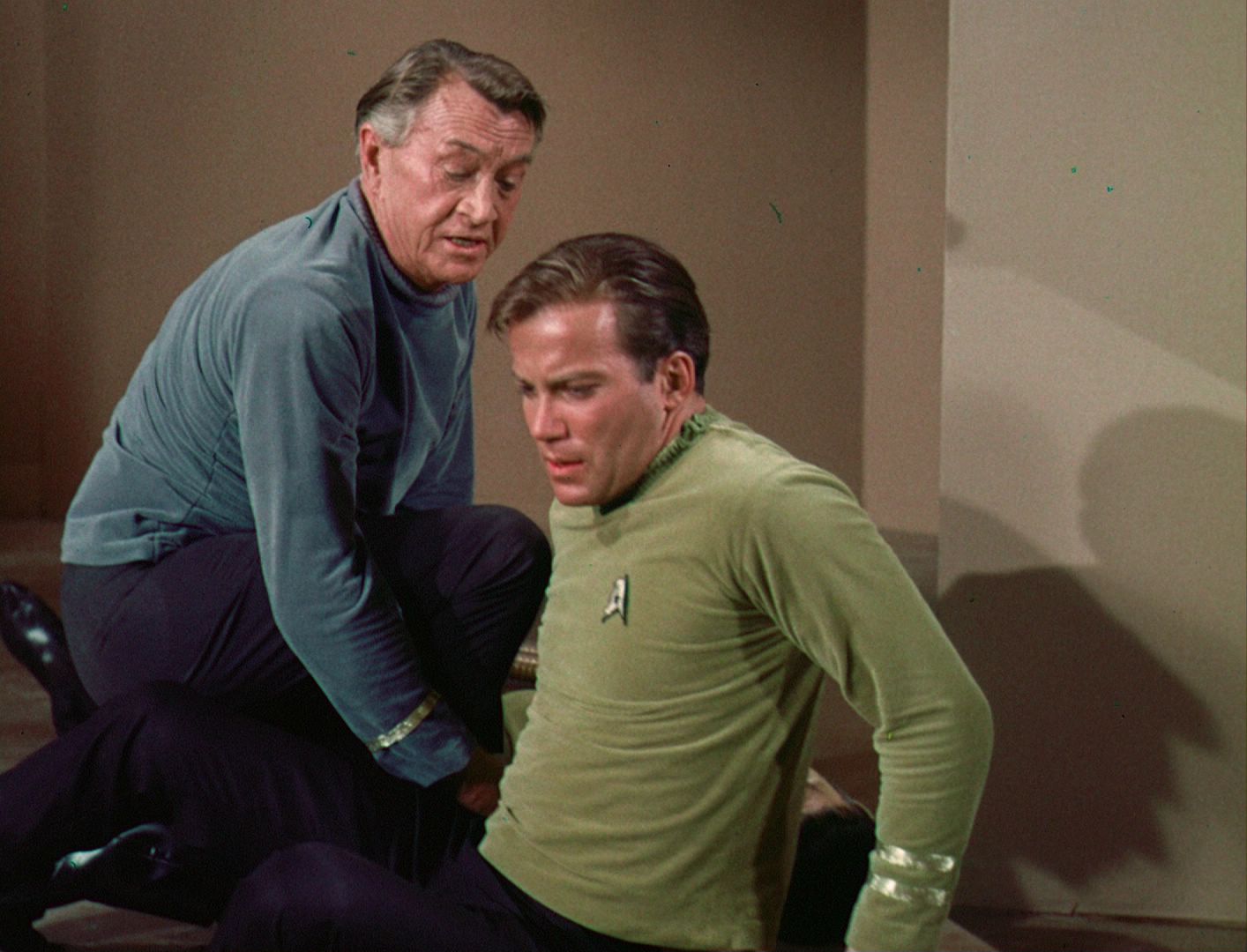 ariane179254_StarTrek_1x03_WhereNoManHasGoneBefore_TheOriginalUncutUnairedVersion_2847.jpg