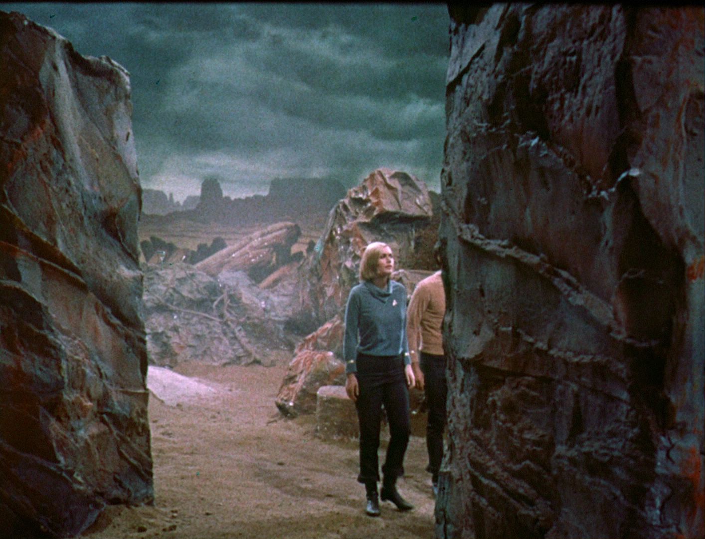ariane179254_StarTrek_1x03_WhereNoManHasGoneBefore_TheOriginalUncutUnairedVersion_2885.jpg