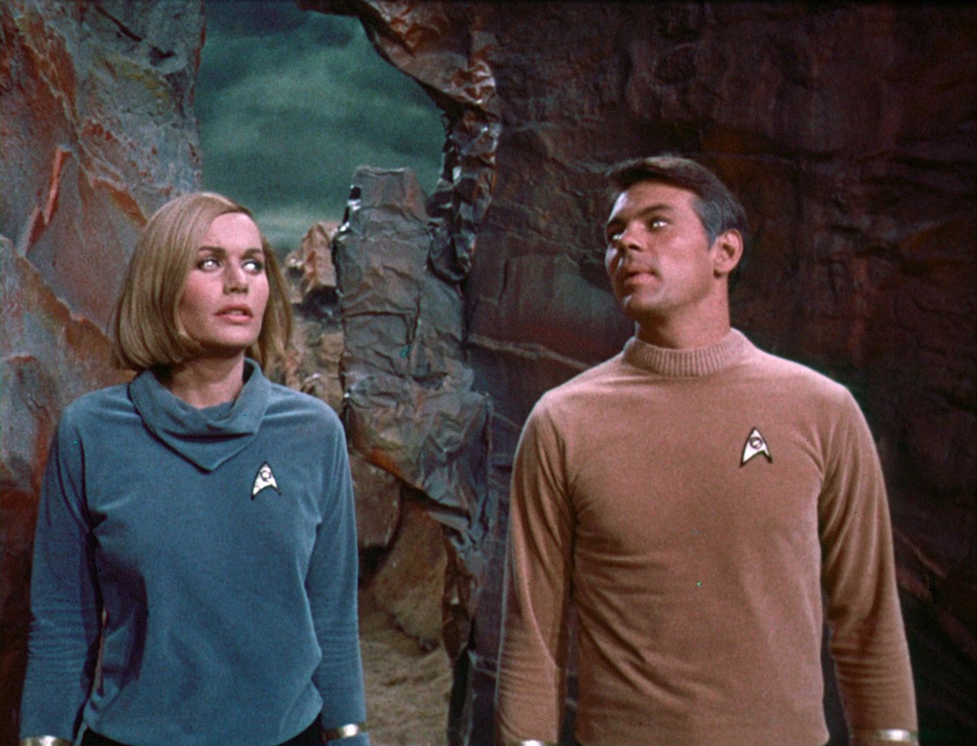 ariane179254_StarTrek_1x03_WhereNoManHasGoneBefore_TheOriginalUncutUnairedVersion_2902.jpg