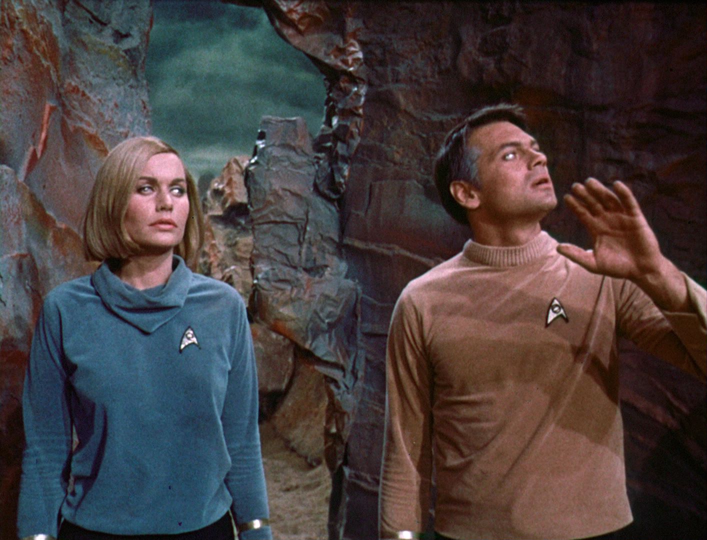 ariane179254_StarTrek_1x03_WhereNoManHasGoneBefore_TheOriginalUncutUnairedVersion_2908.jpg