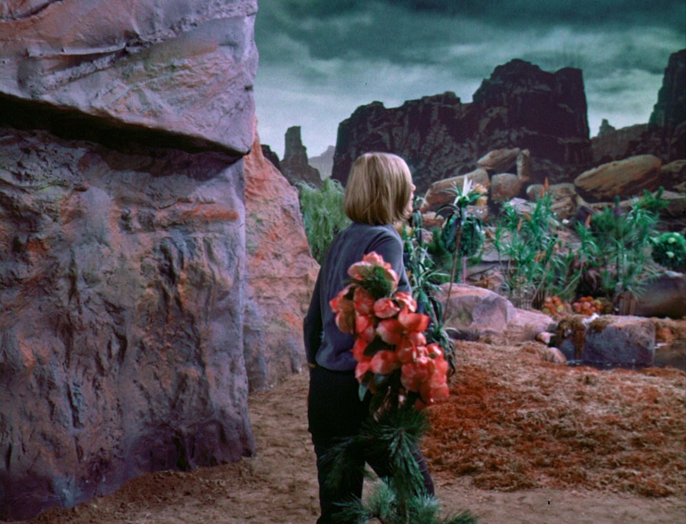 ariane179254_StarTrek_1x03_WhereNoManHasGoneBefore_TheOriginalUncutUnairedVersion_2928.jpg