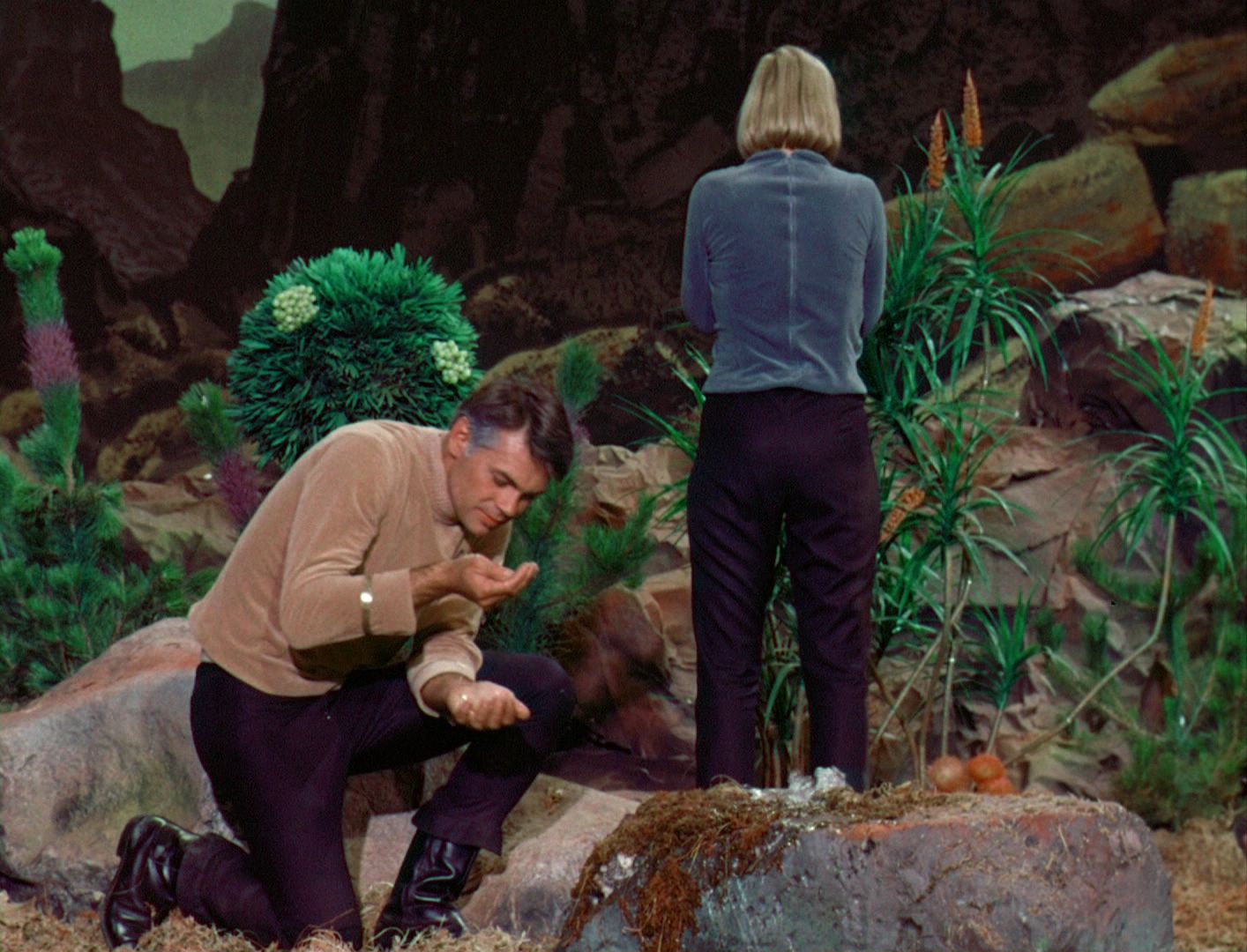 ariane179254_StarTrek_1x03_WhereNoManHasGoneBefore_TheOriginalUncutUnairedVersion_2958.jpg