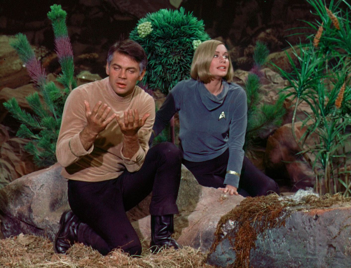 ariane179254_StarTrek_1x03_WhereNoManHasGoneBefore_TheOriginalUncutUnairedVersion_2973.jpg
