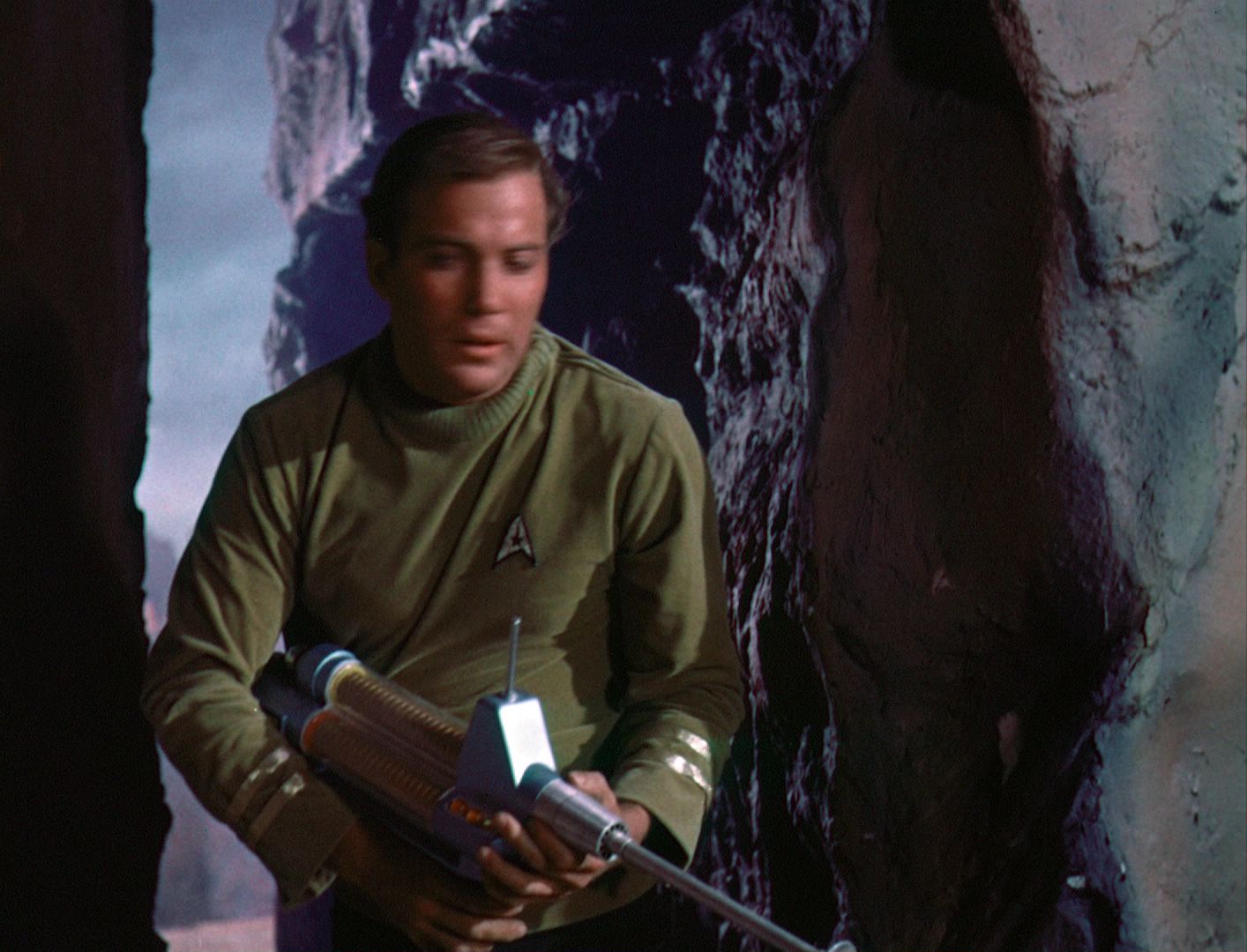 ariane179254_StarTrek_1x03_WhereNoManHasGoneBefore_TheOriginalUncutUnairedVersion_2989.jpg