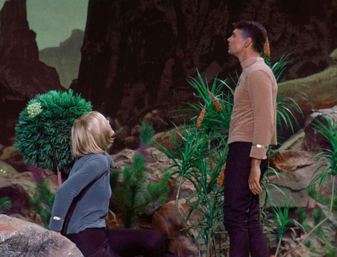 ariane179254_StarTrek_1x03_WhereNoManHasGoneBefore_TheOriginalUncutUnairedVersion_2992.jpg