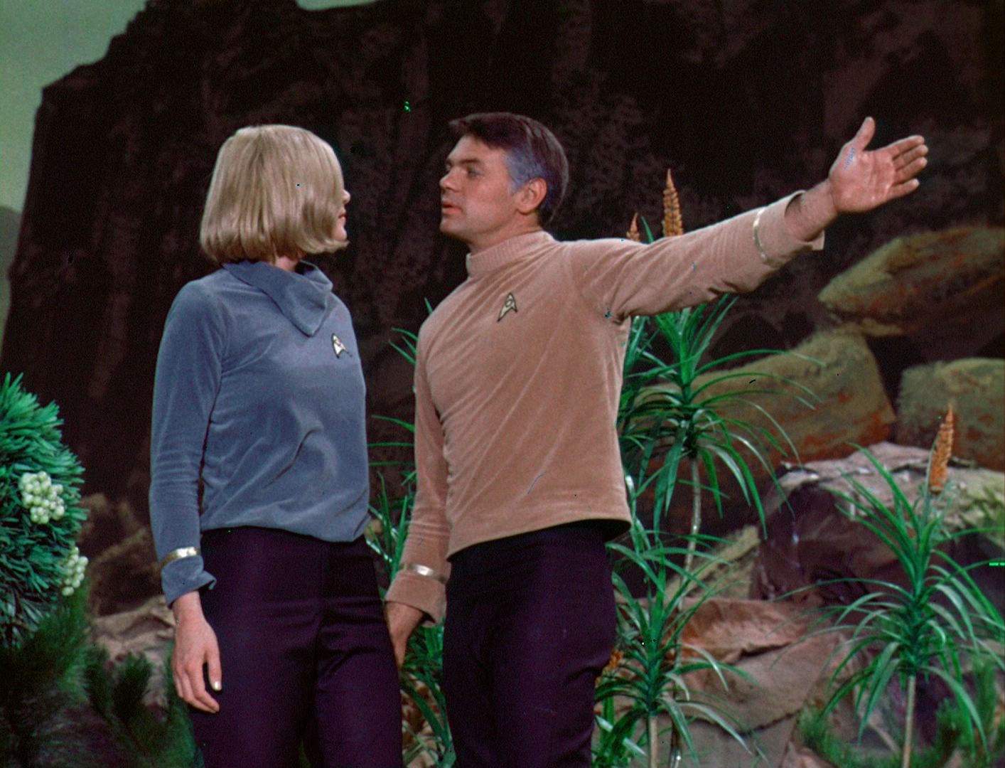 ariane179254_StarTrek_1x03_WhereNoManHasGoneBefore_TheOriginalUncutUnairedVersion_3038.jpg