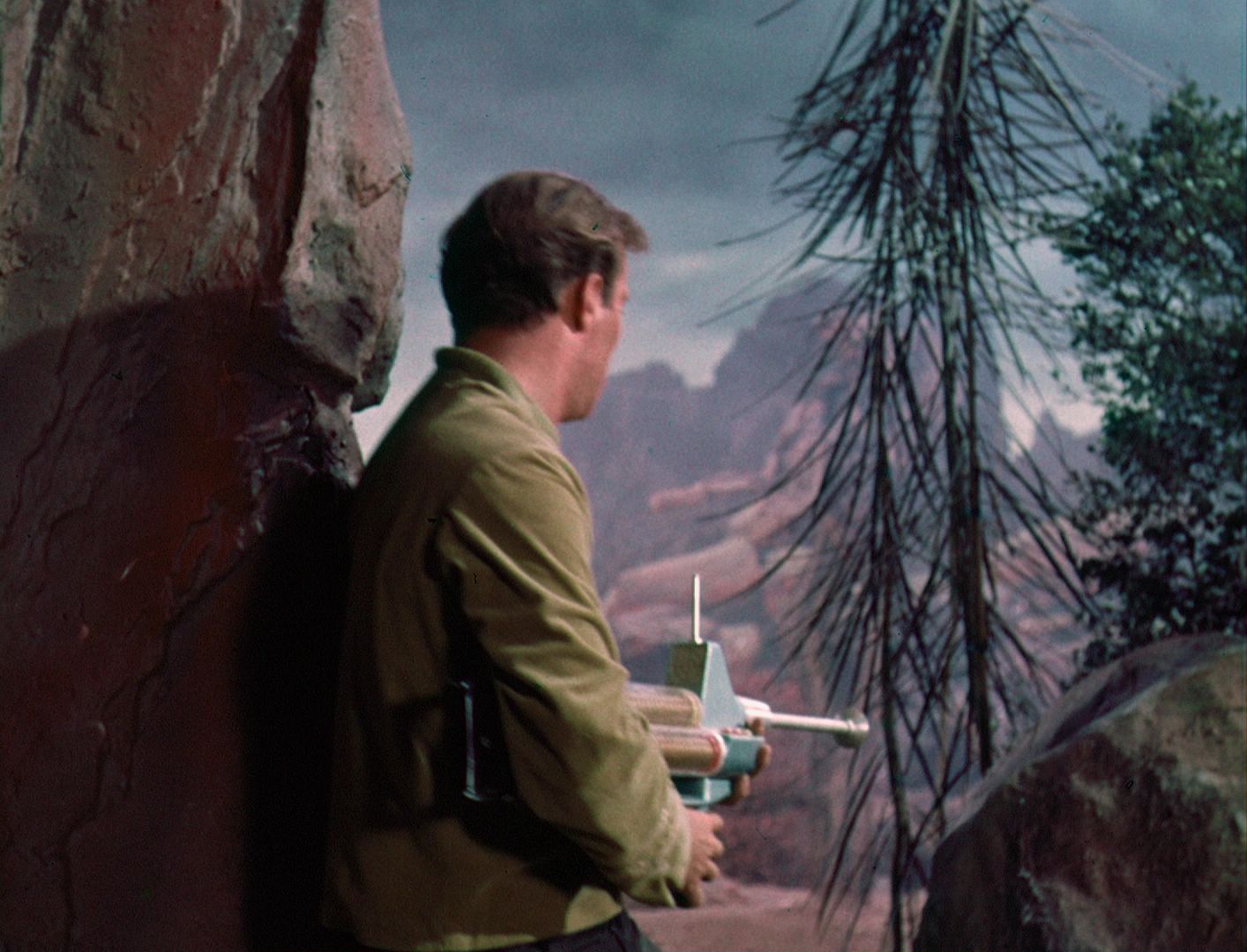 ariane179254_StarTrek_1x03_WhereNoManHasGoneBefore_TheOriginalUncutUnairedVersion_3052.jpg