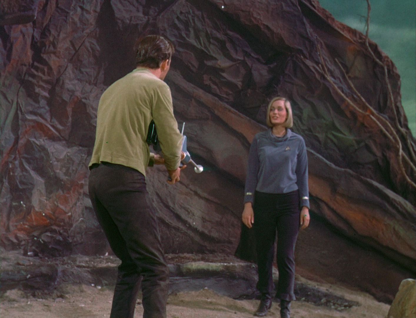 ariane179254_StarTrek_1x03_WhereNoManHasGoneBefore_TheOriginalUncutUnairedVersion_3121.jpg