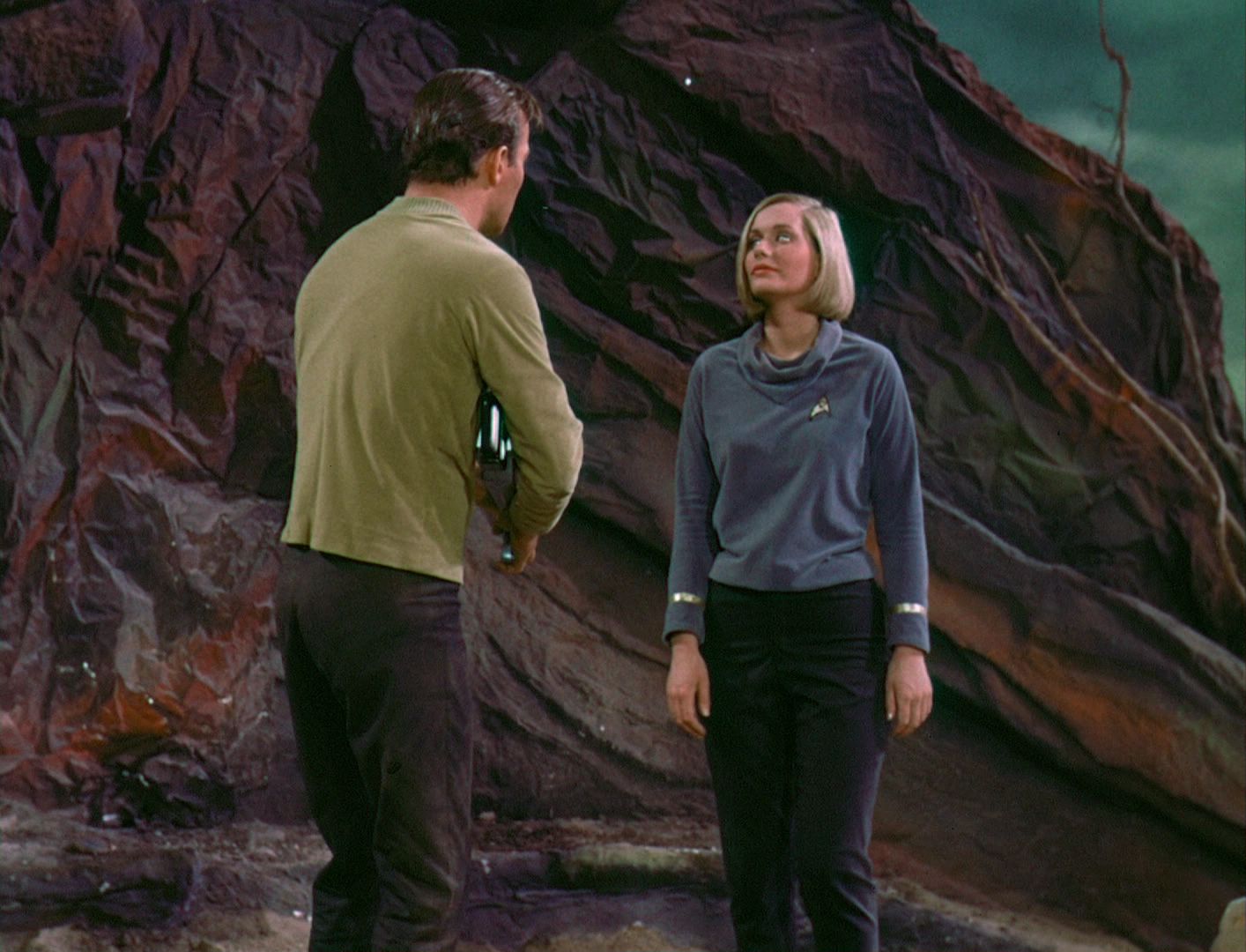 ariane179254_StarTrek_1x03_WhereNoManHasGoneBefore_TheOriginalUncutUnairedVersion_3127.jpg