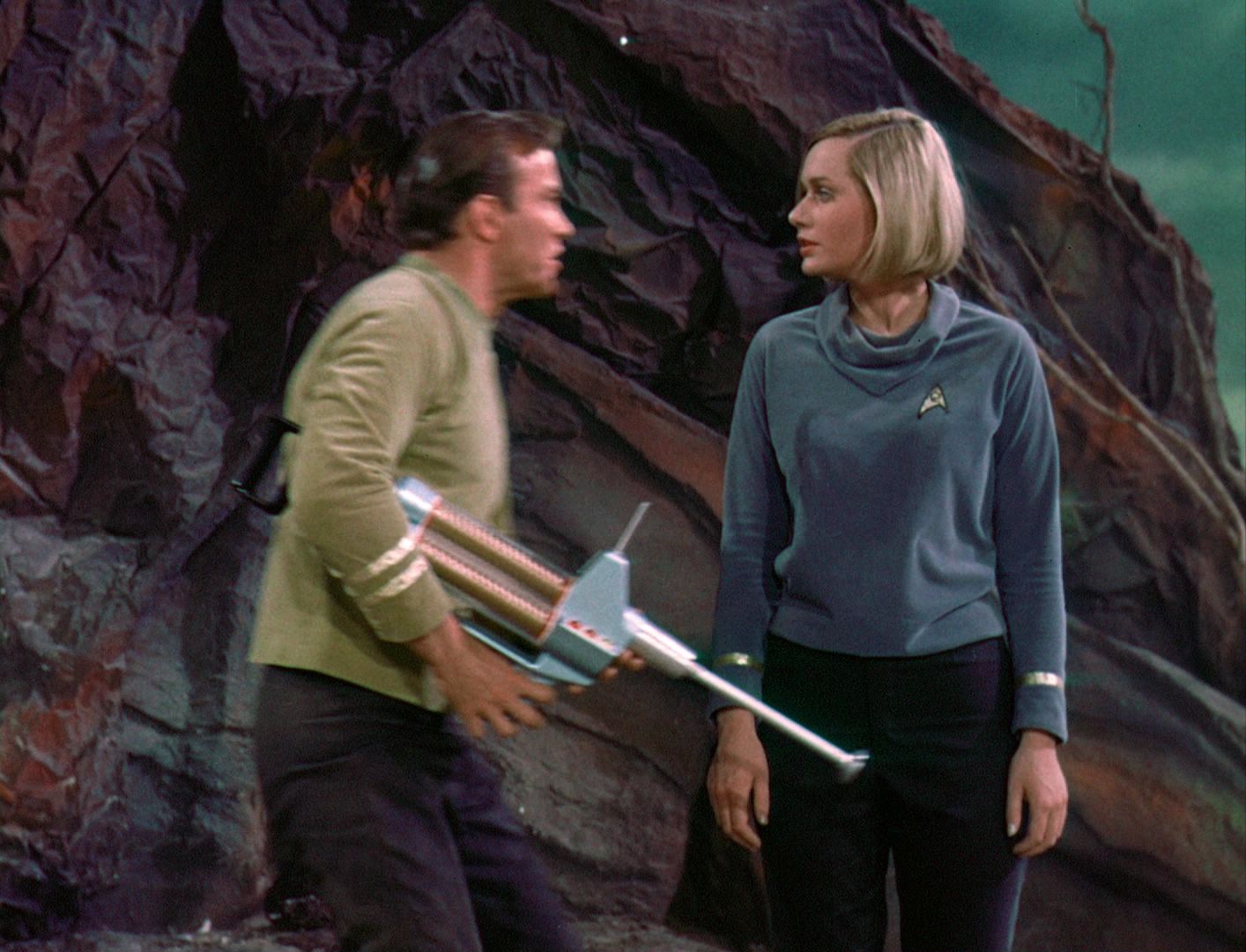 ariane179254_StarTrek_1x03_WhereNoManHasGoneBefore_TheOriginalUncutUnairedVersion_3165.jpg