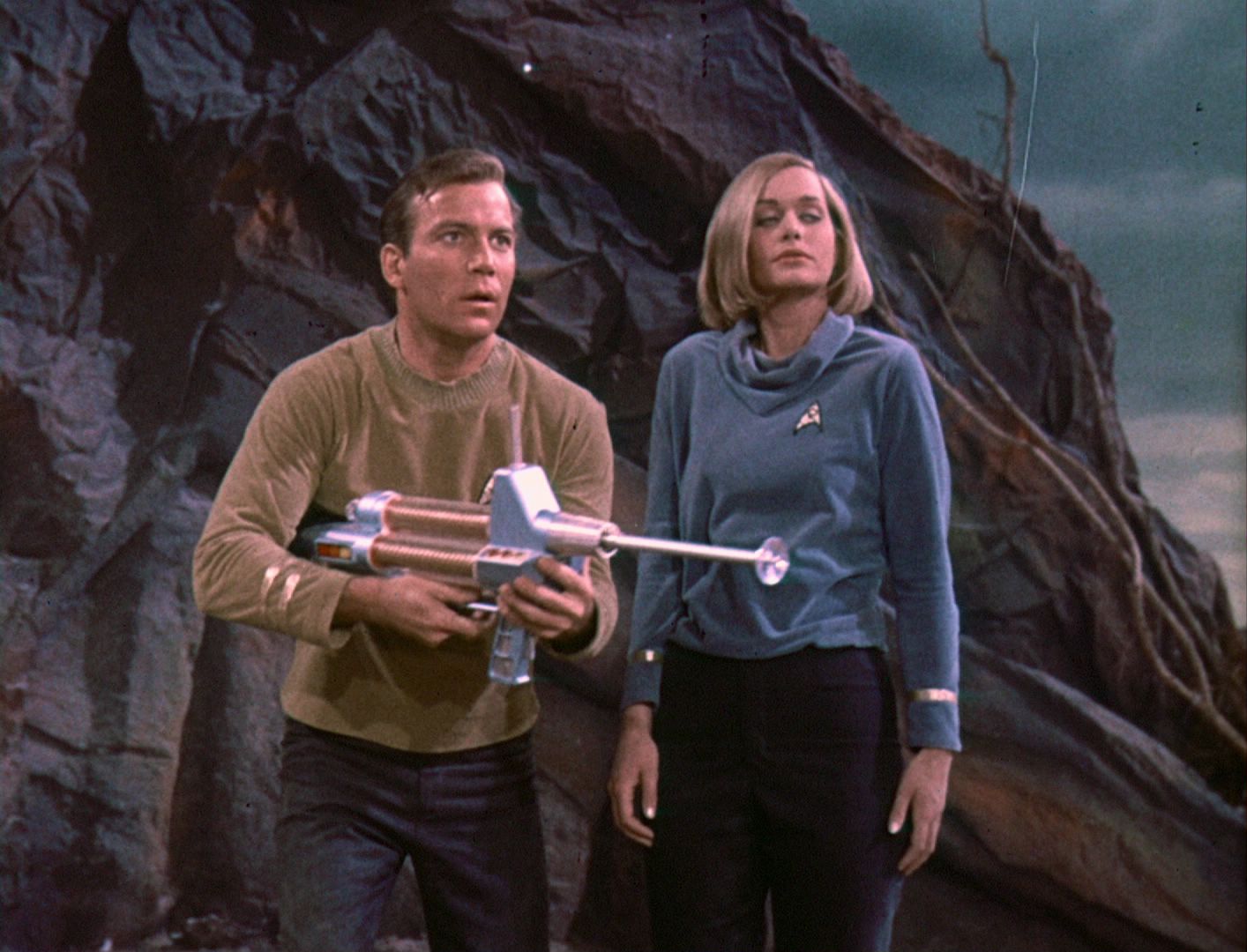ariane179254_StarTrek_1x03_WhereNoManHasGoneBefore_TheOriginalUncutUnairedVersion_3226.jpg