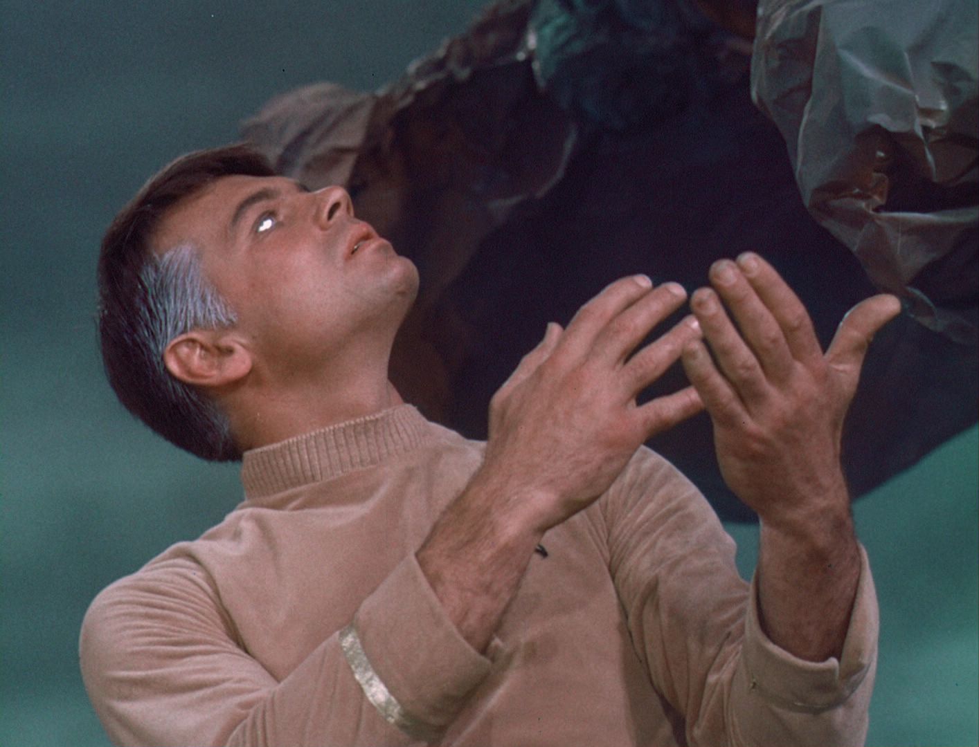 ariane179254_StarTrek_1x03_WhereNoManHasGoneBefore_TheOriginalUncutUnairedVersion_3296.jpg