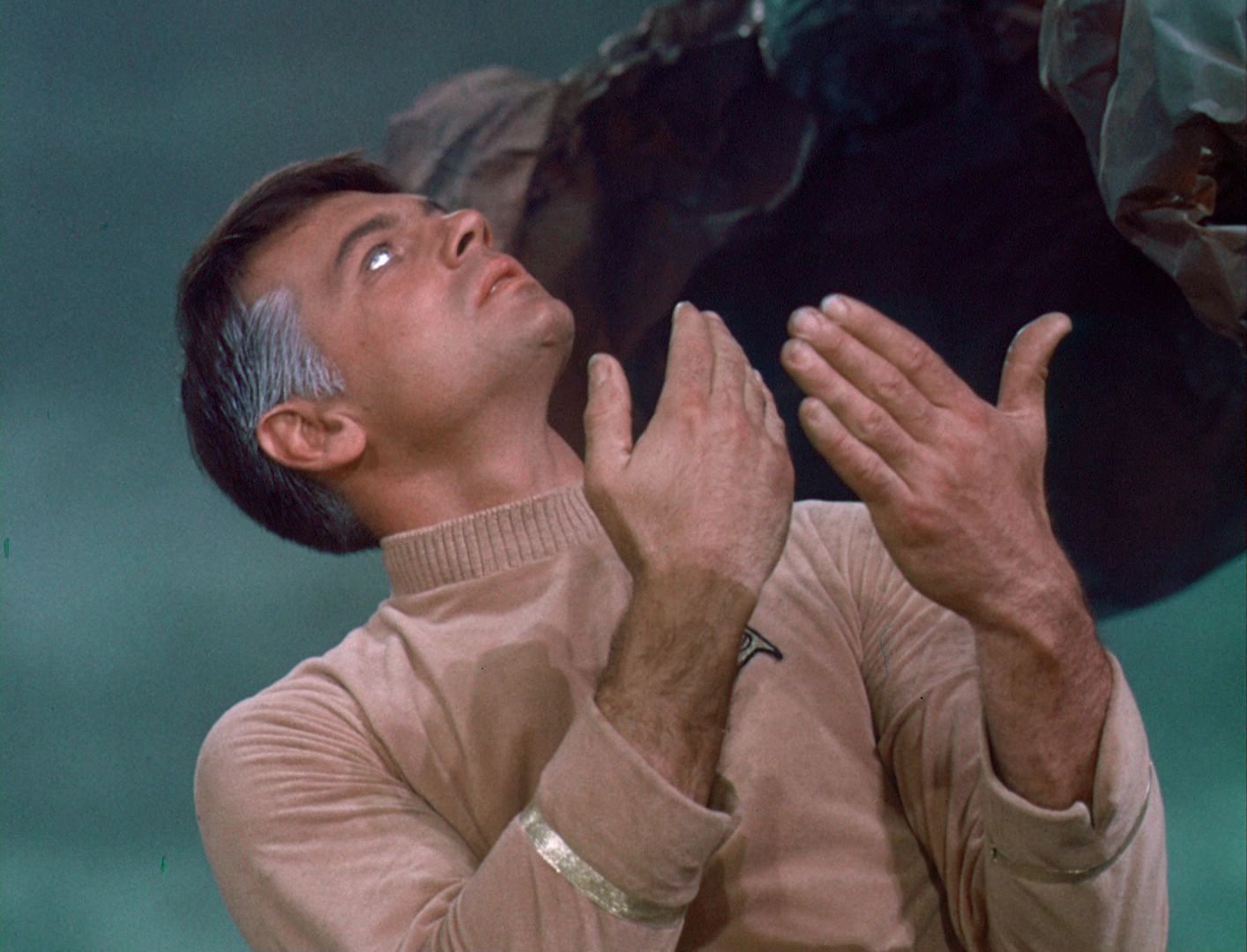 ariane179254_StarTrek_1x03_WhereNoManHasGoneBefore_TheOriginalUncutUnairedVersion_3306.jpg