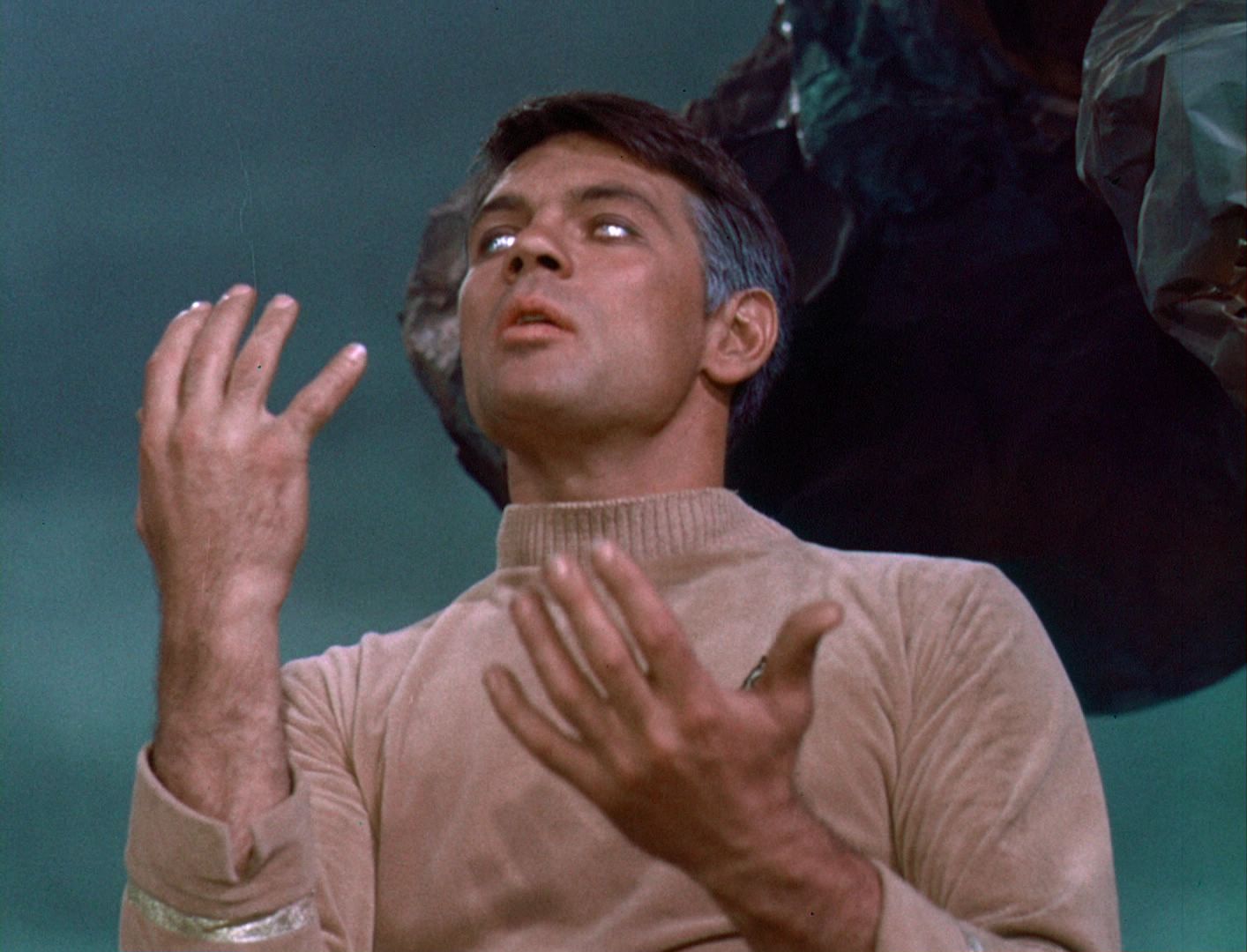 ariane179254_StarTrek_1x03_WhereNoManHasGoneBefore_TheOriginalUncutUnairedVersion_3351.jpg