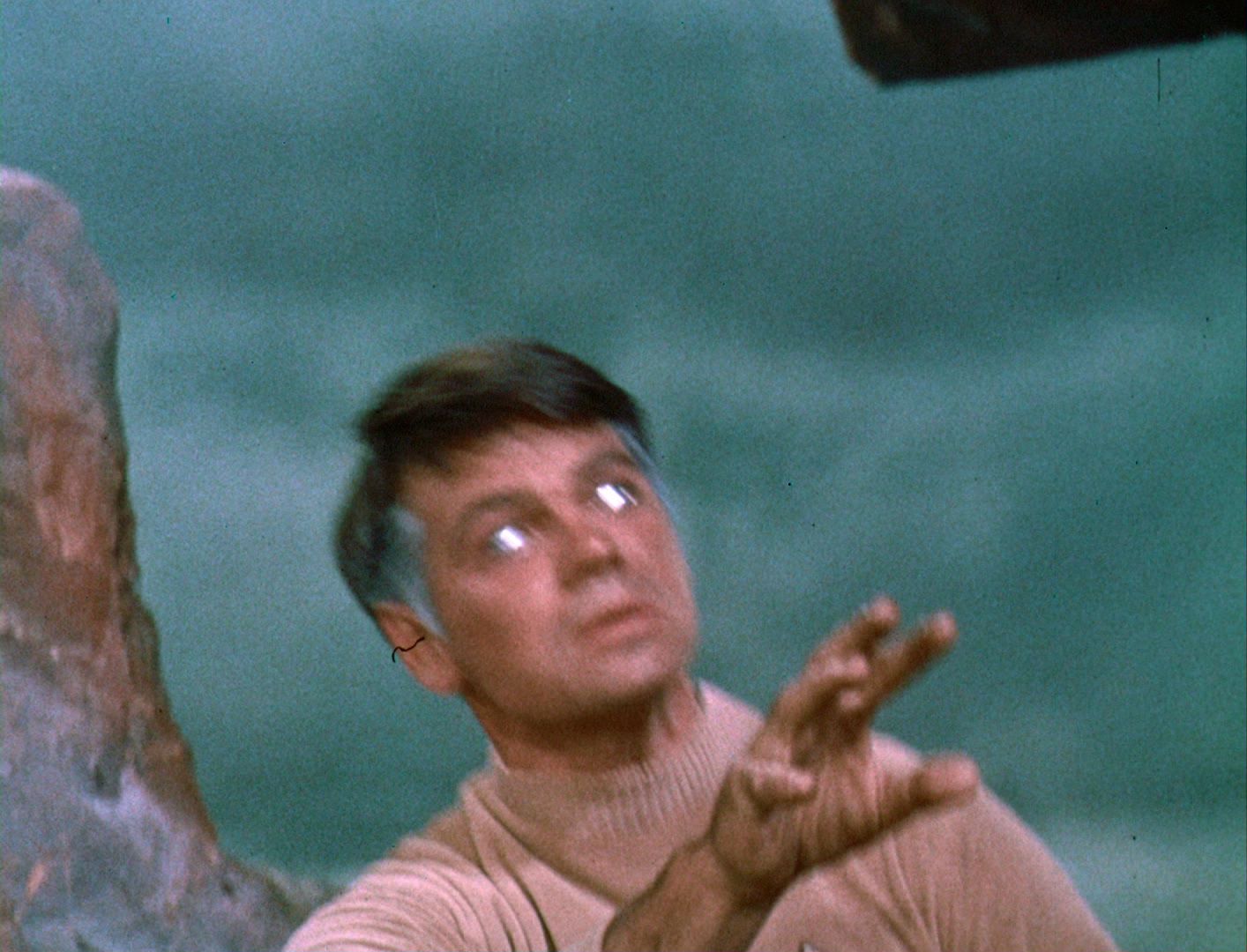 ariane179254_StarTrek_1x03_WhereNoManHasGoneBefore_TheOriginalUncutUnairedVersion_3420.jpg