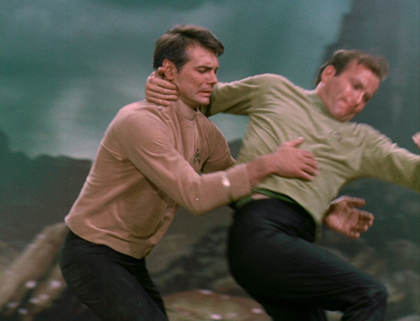 ariane179254_StarTrek_1x03_WhereNoManHasGoneBefore_TheOriginalUncutUnairedVersion_3452.jpg