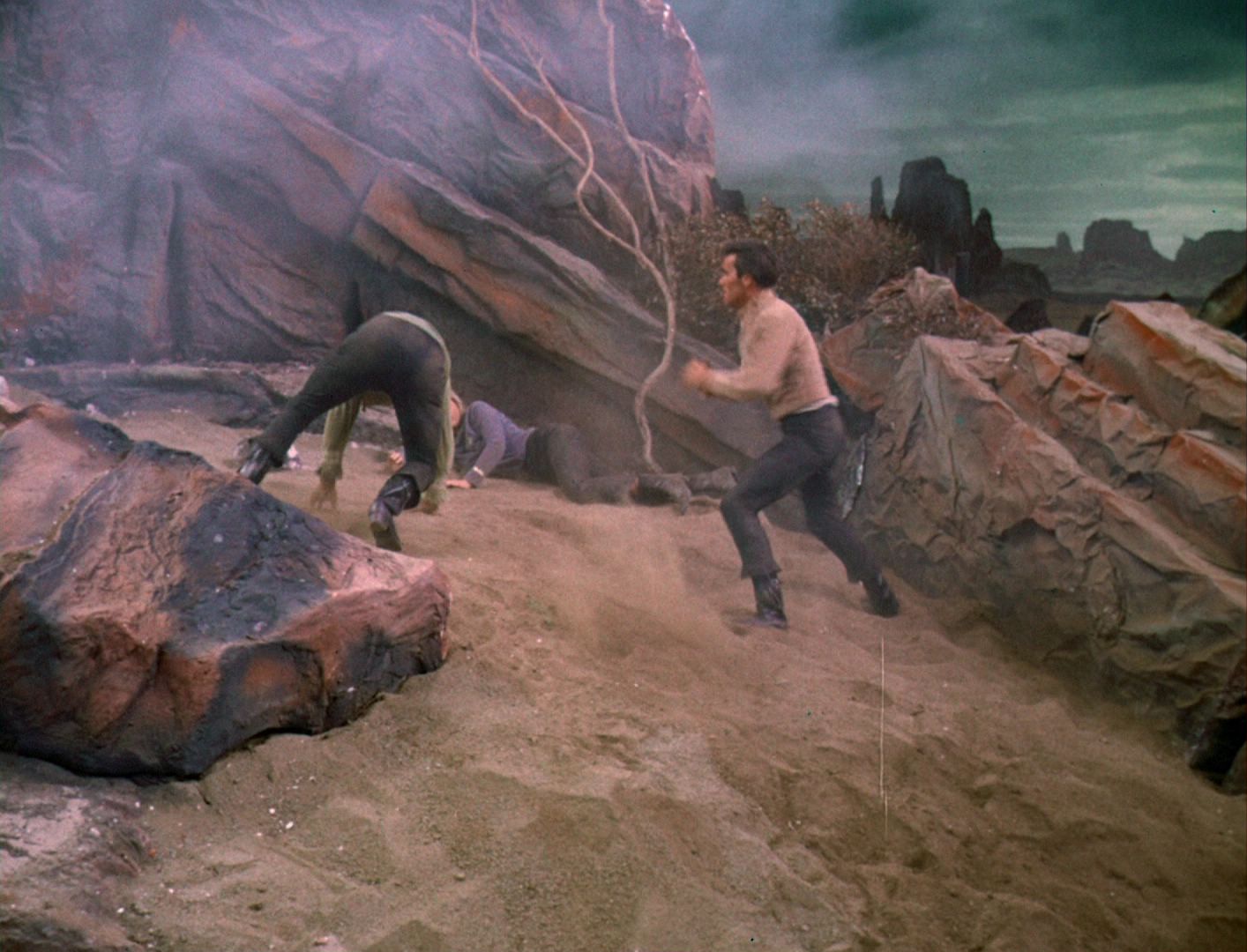 ariane179254_StarTrek_1x03_WhereNoManHasGoneBefore_TheOriginalUncutUnairedVersion_3473.jpg