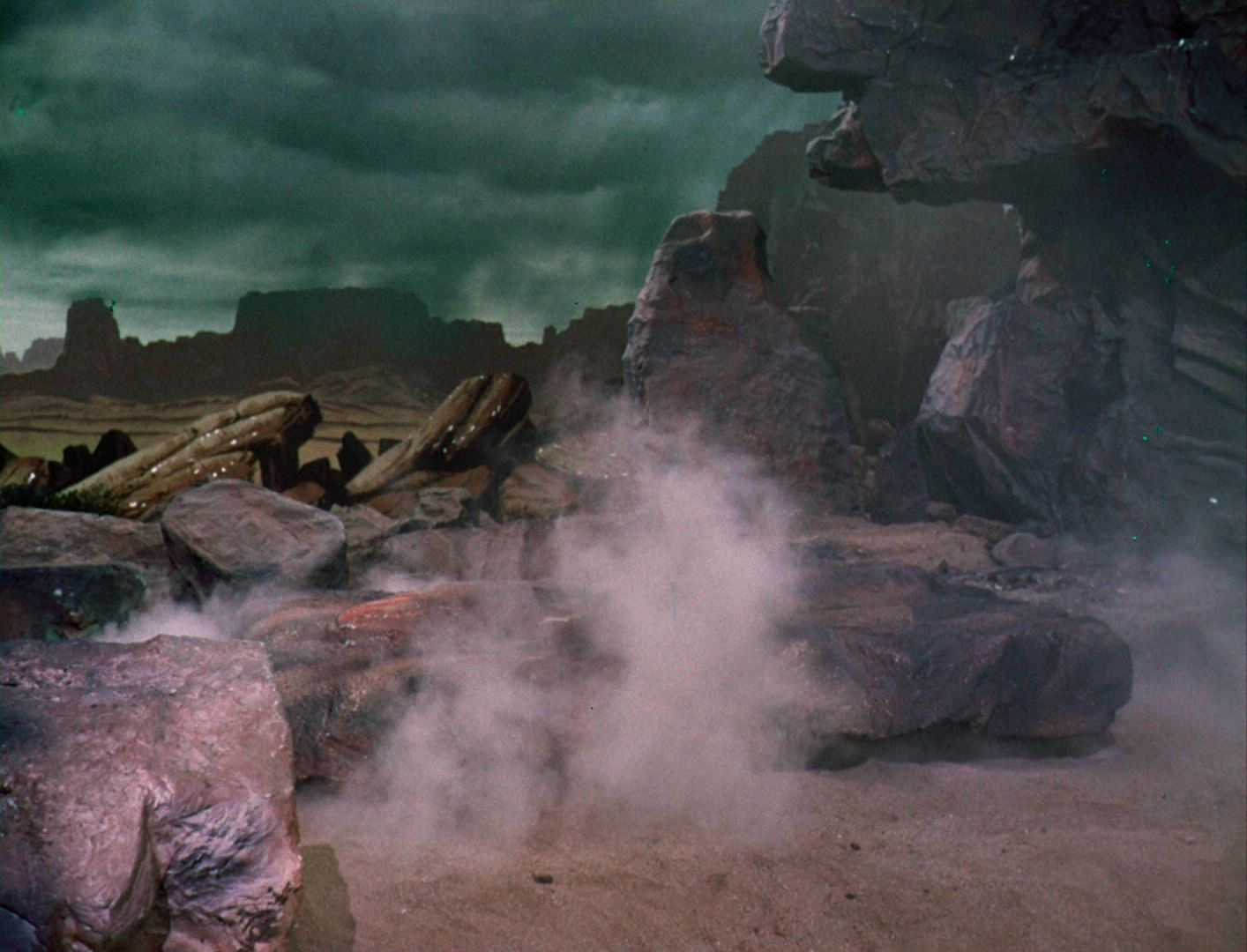 ariane179254_StarTrek_1x03_WhereNoManHasGoneBefore_TheOriginalUncutUnairedVersion_3545.jpg