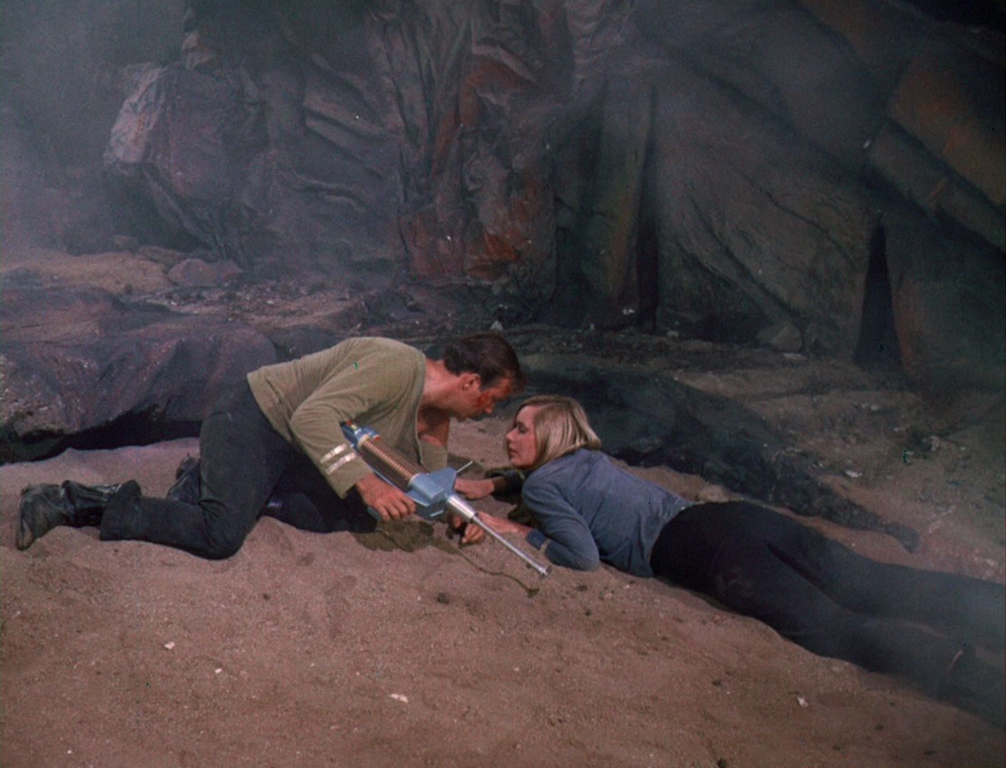 ariane179254_StarTrek_1x03_WhereNoManHasGoneBefore_TheOriginalUncutUnairedVersion_3569.jpg