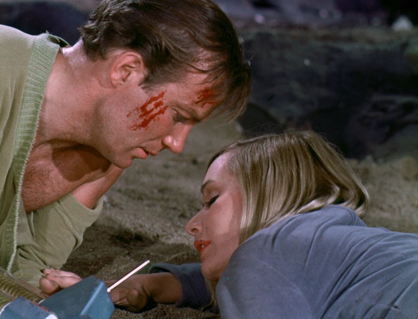 ariane179254_StarTrek_1x03_WhereNoManHasGoneBefore_TheOriginalUncutUnairedVersion_3582.jpg