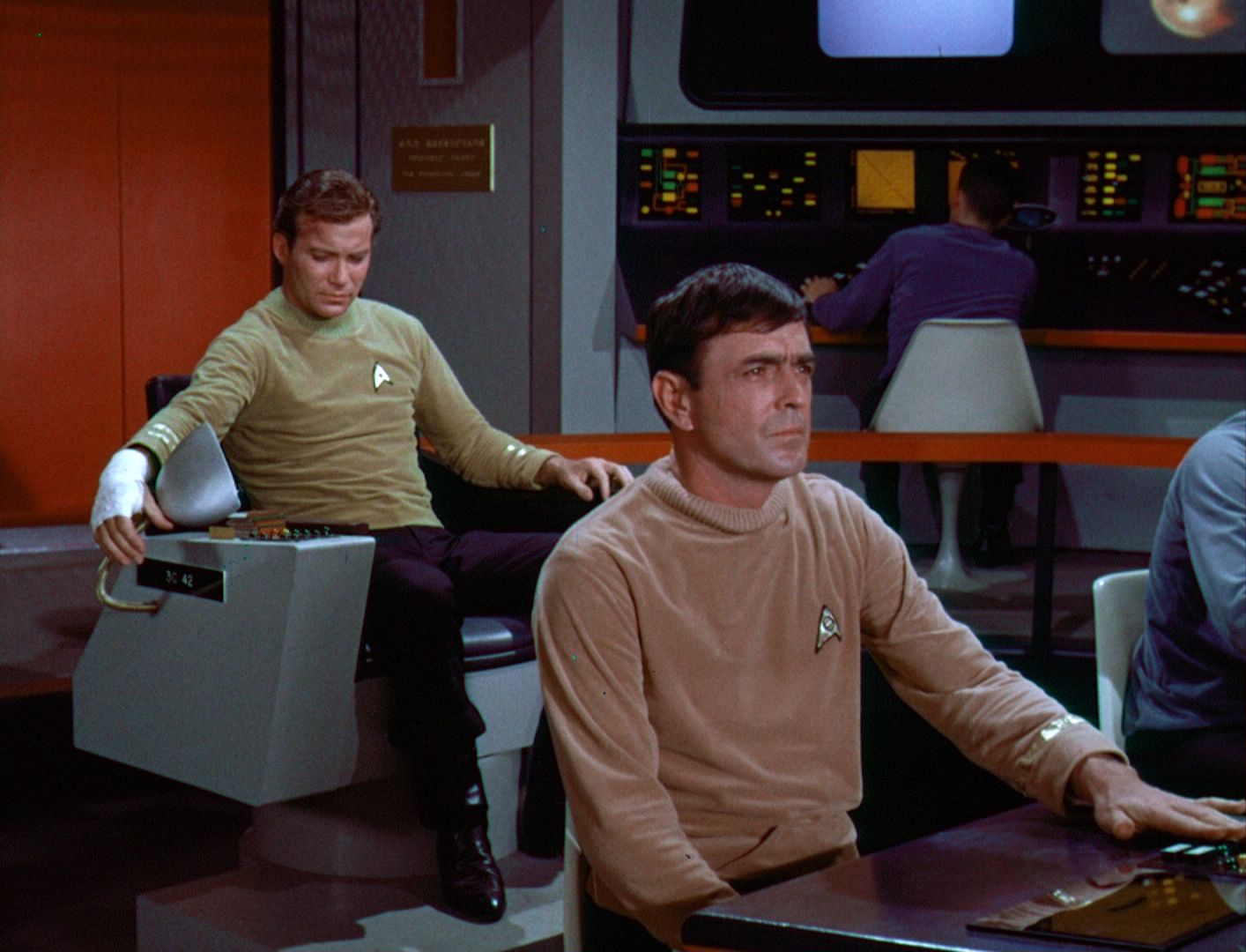 ariane179254_StarTrek_1x03_WhereNoManHasGoneBefore_TheOriginalUncutUnairedVersion_3638.jpg