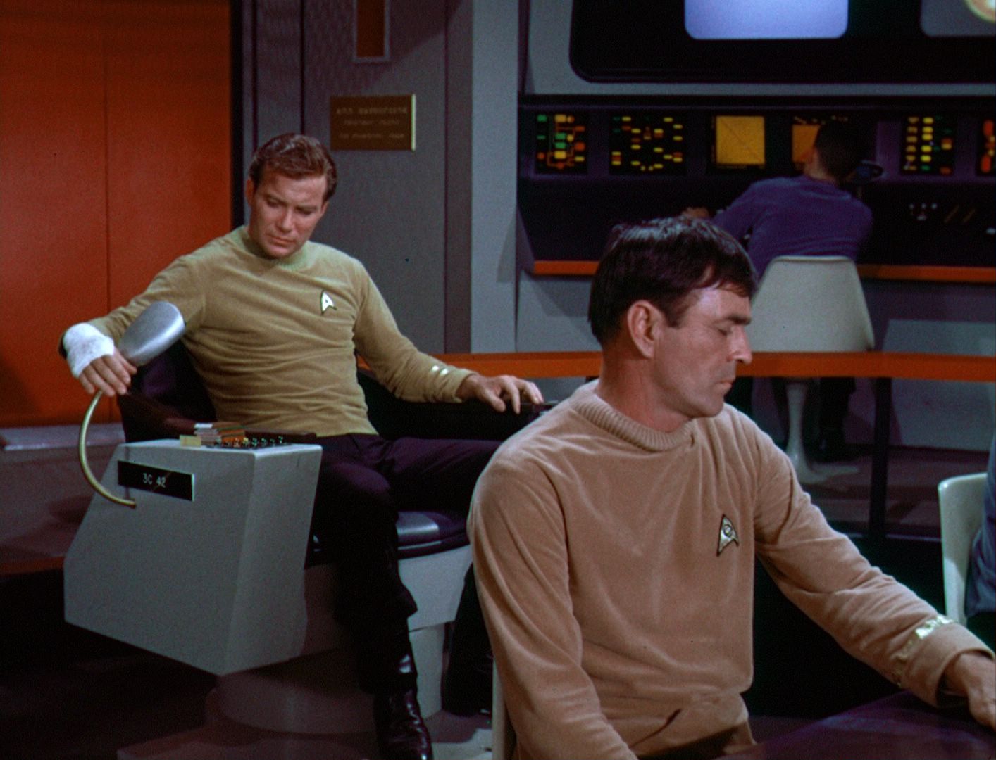 ariane179254_StarTrek_1x03_WhereNoManHasGoneBefore_TheOriginalUncutUnairedVersion_3639.jpg