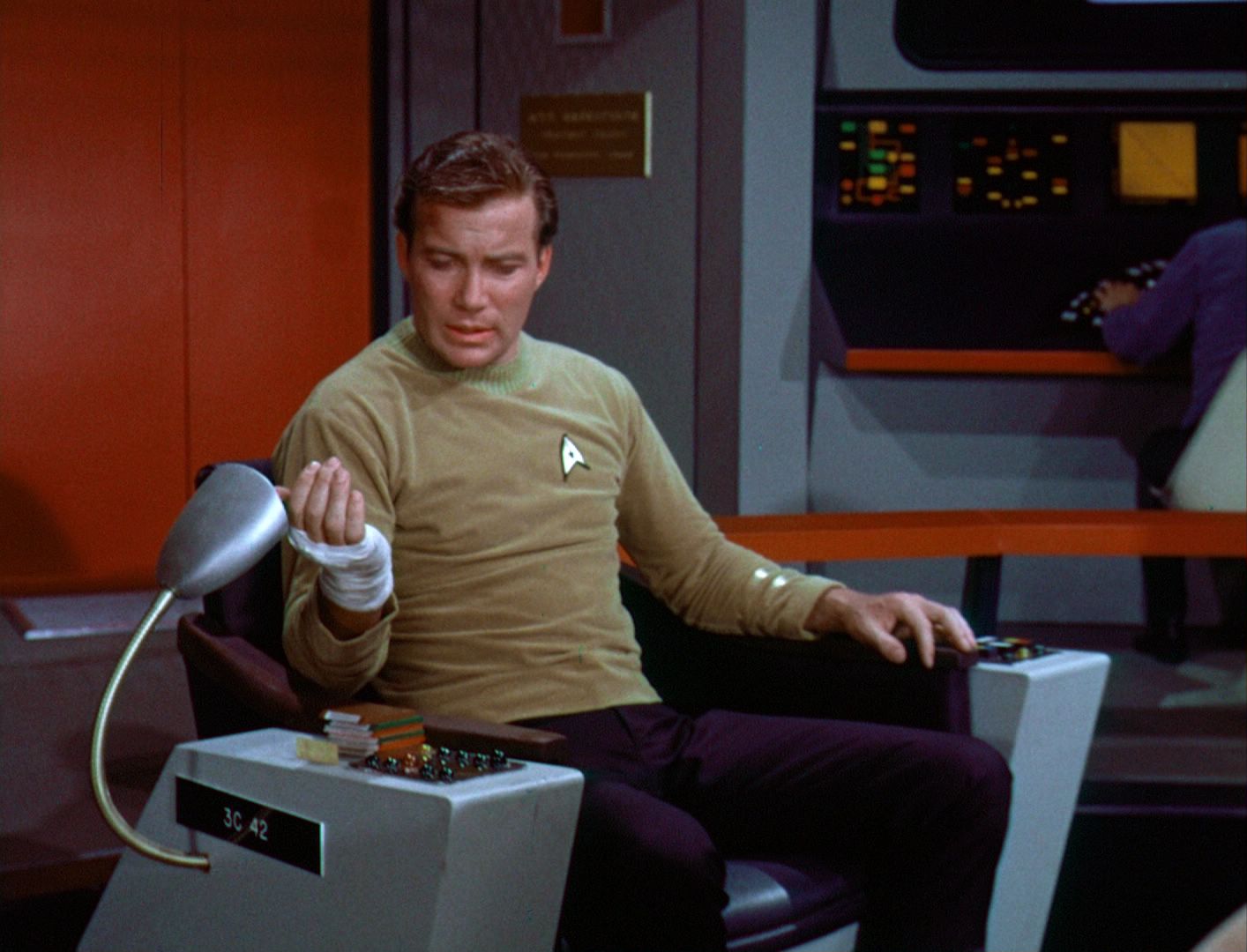 ariane179254_StarTrek_1x03_WhereNoManHasGoneBefore_TheOriginalUncutUnairedVersion_3642.jpg