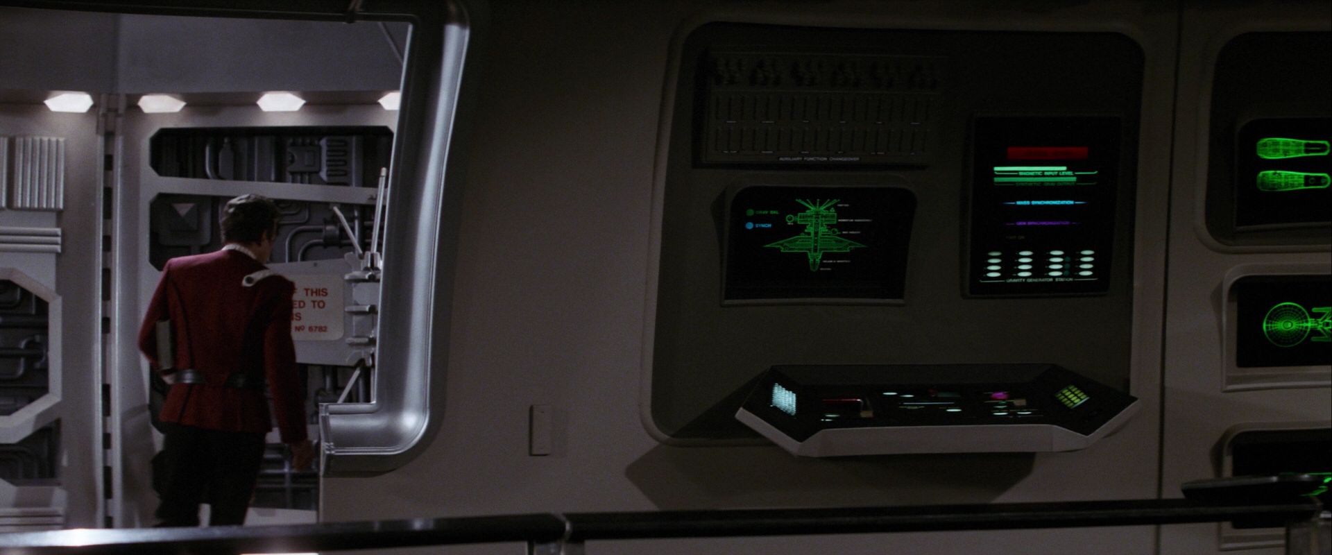 ariane179254_StarTrekII_TheWrathOfKhan_DC_0309.jpg