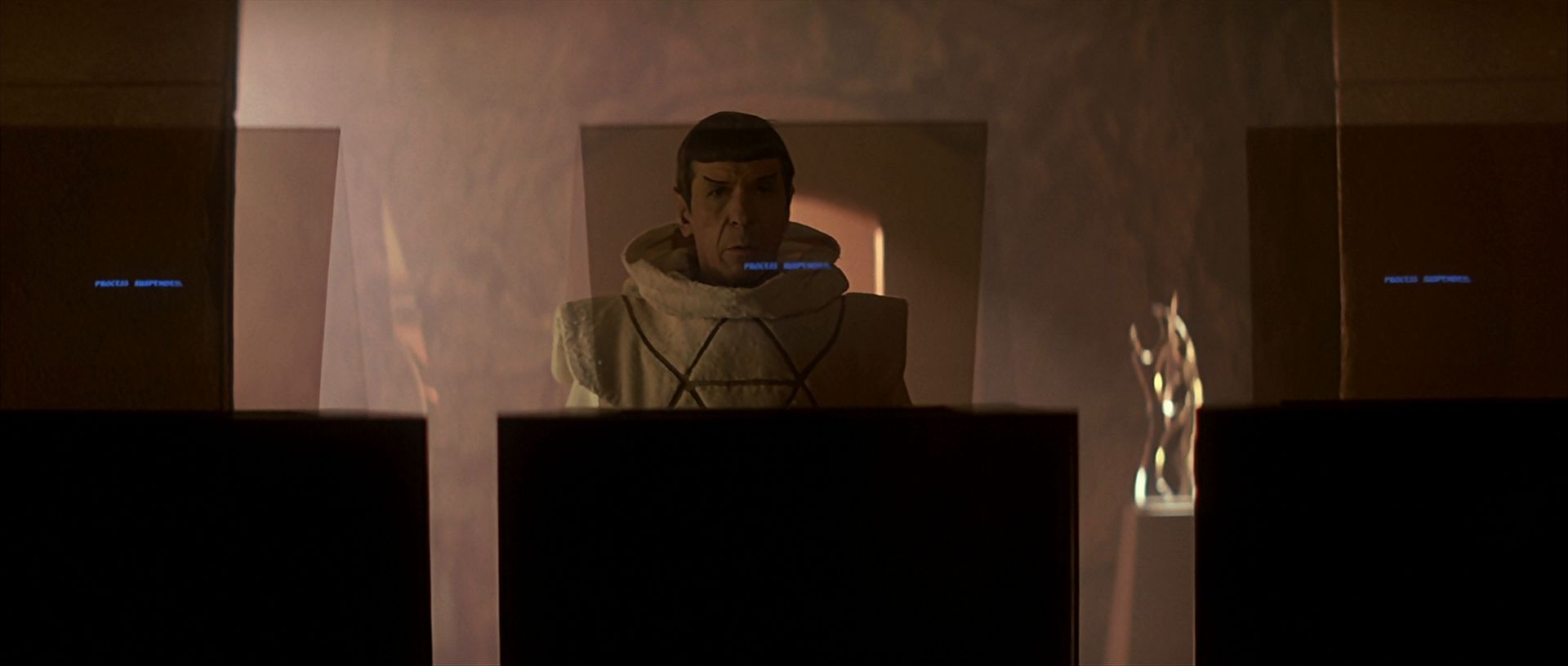 extant_StarTrek4_TheVoaygeHome_0420.jpg