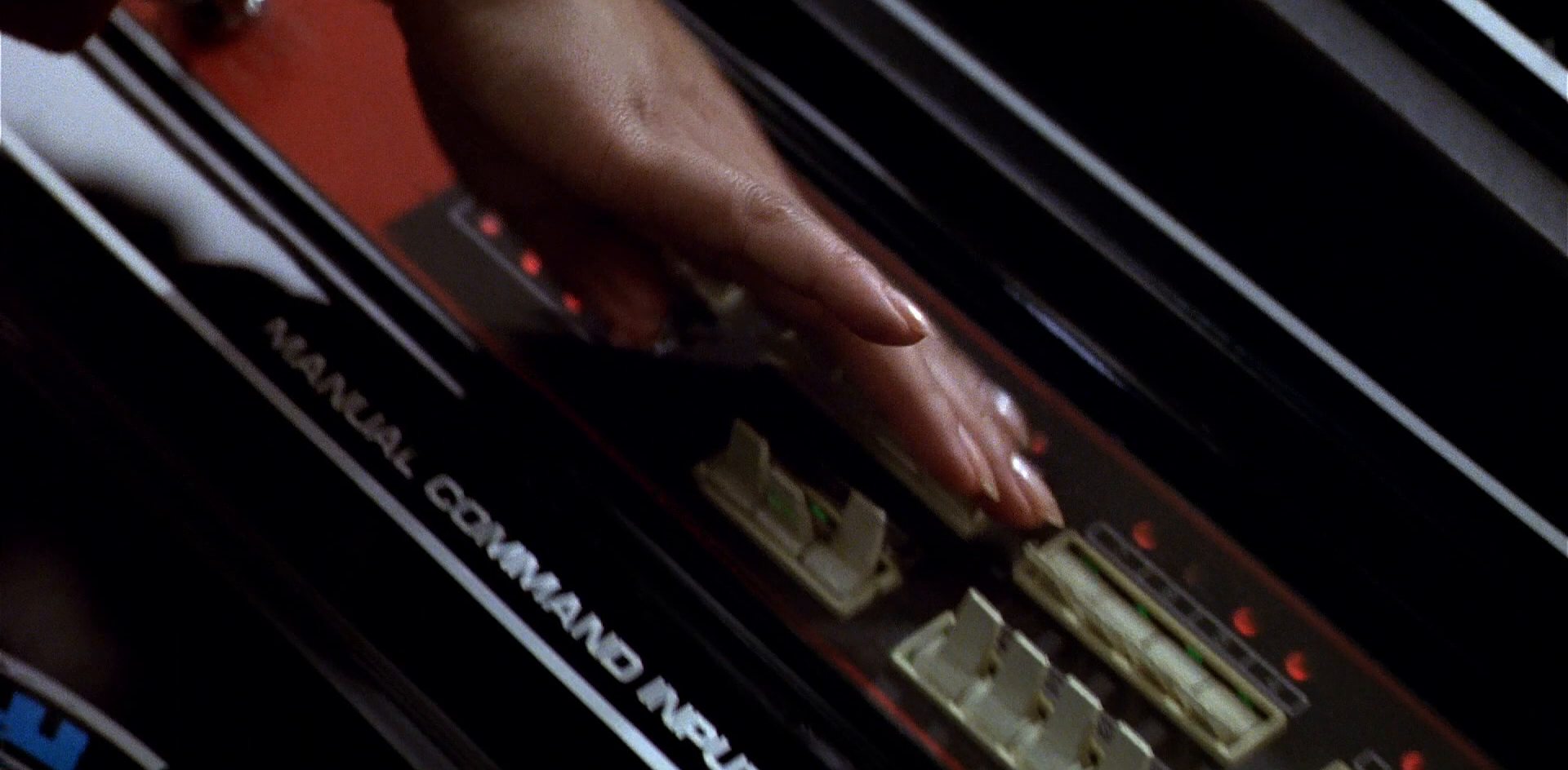extant_StarTrek_6_TheUndiscoveredCountry_DC_01102.jpg