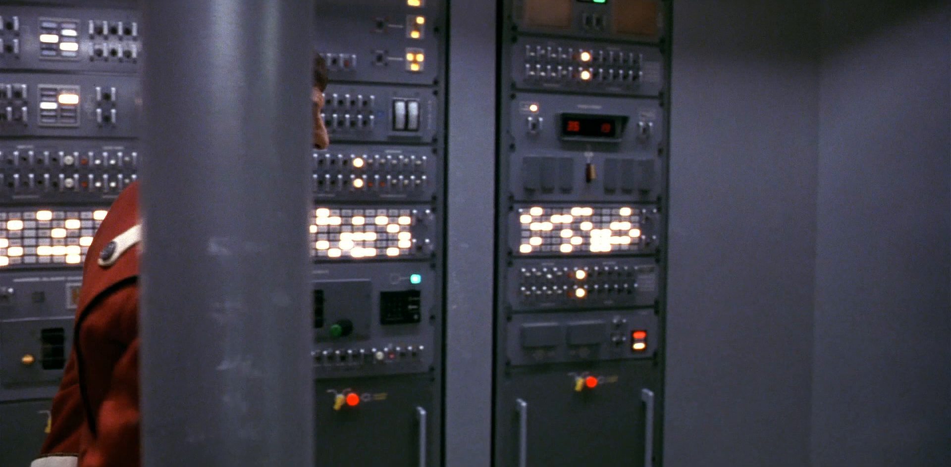extant_StarTrek_6_TheUndiscoveredCountry_DC_05234.jpg